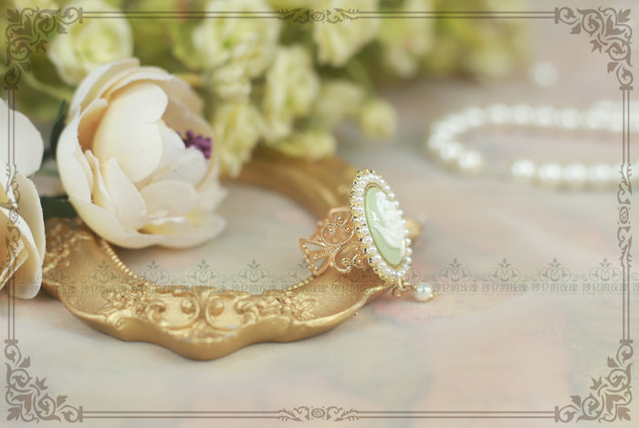 Rose of Sharon - Cameo Lolita Pearl Rings 4 Colors