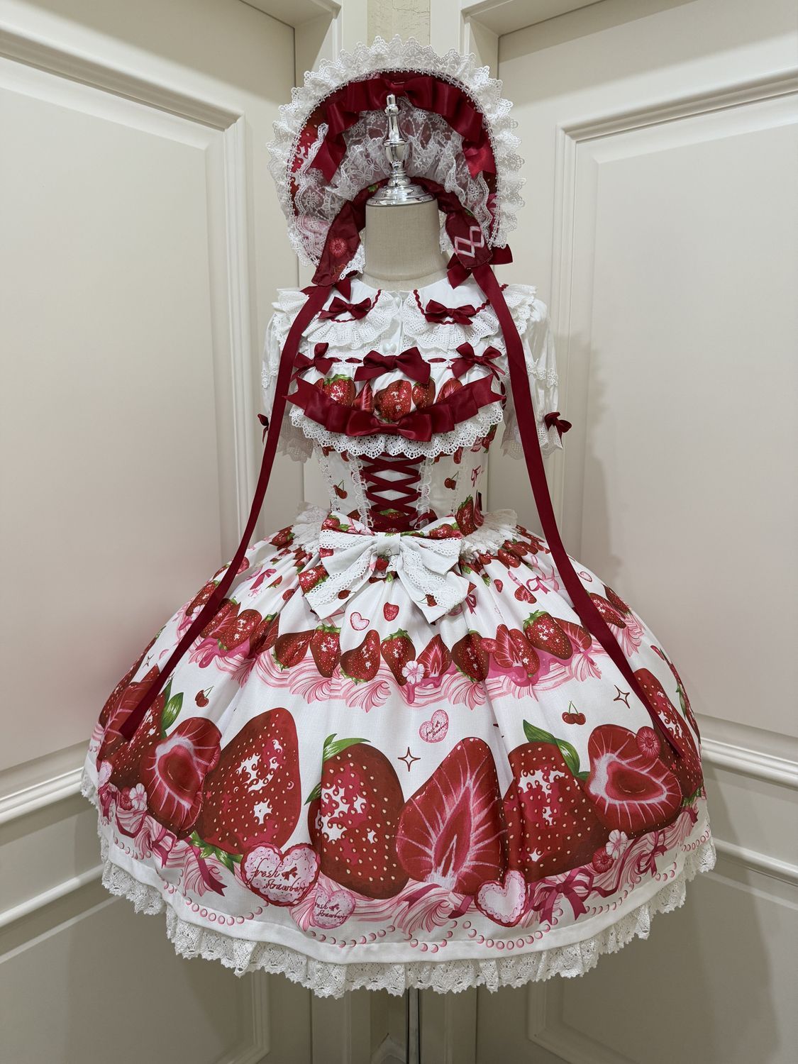 Hanguliang - Strawberry Tale - Sweet Lolita JSK Strawberry Printed Dress