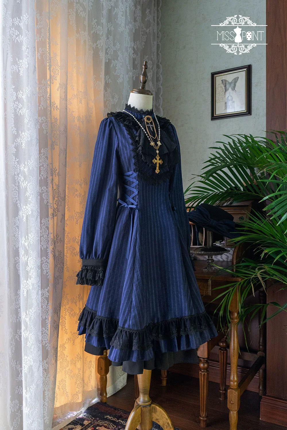 Miss Point - Perintz Manor - Gothic Lolita OP Long Sleeve Retro Lolita Dress