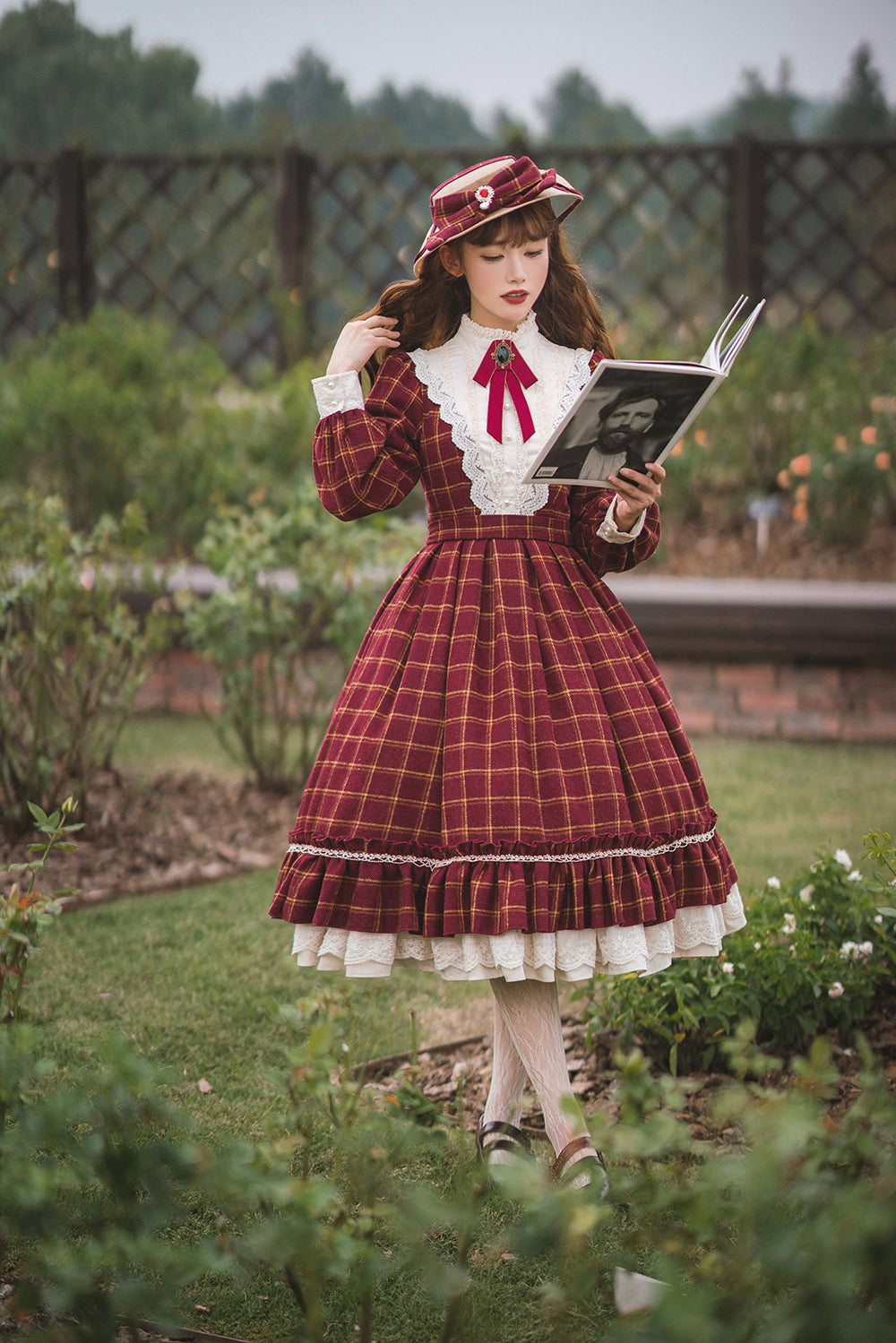 Miss Point - Rose Silhouette 3.0 - Plaid Vintage Classic Lolita OP
