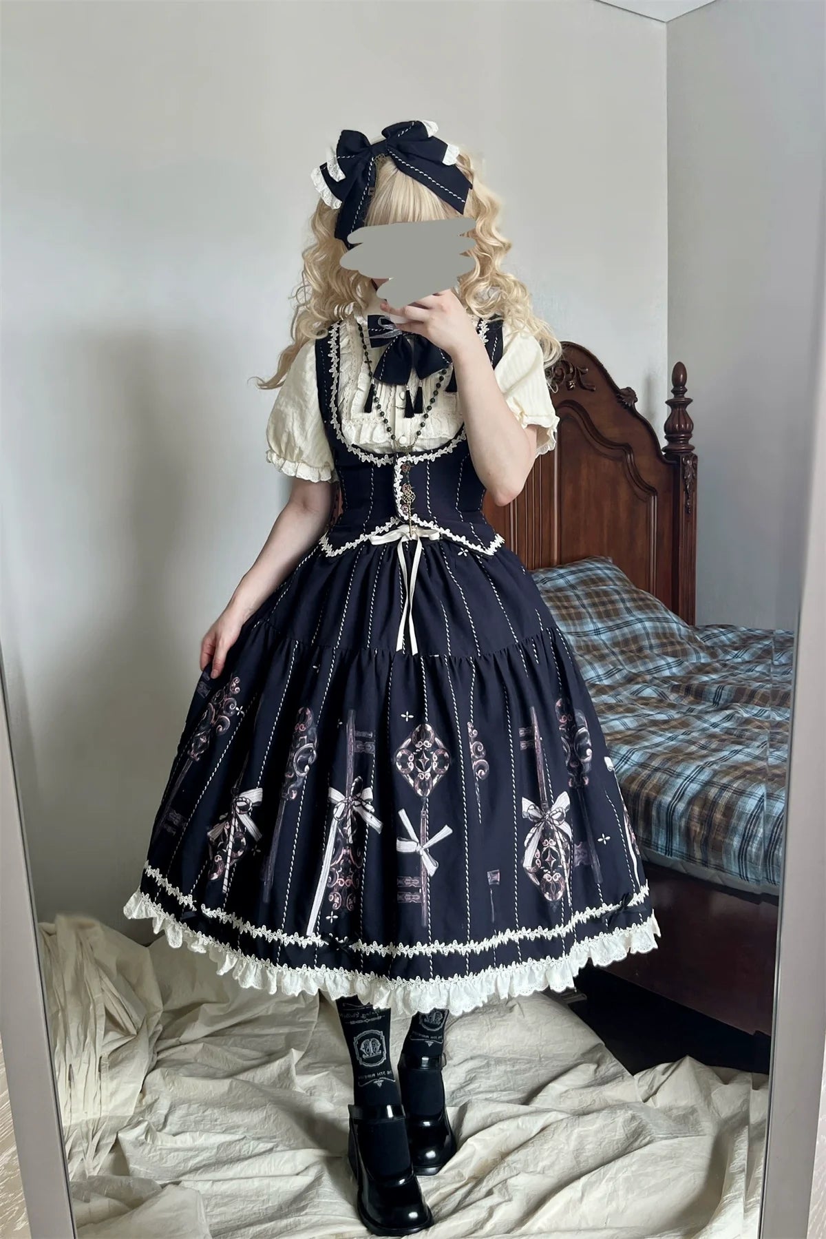 Uncle's Workshop - Secret Key - Classic Lolita Dress Suit, Key Print