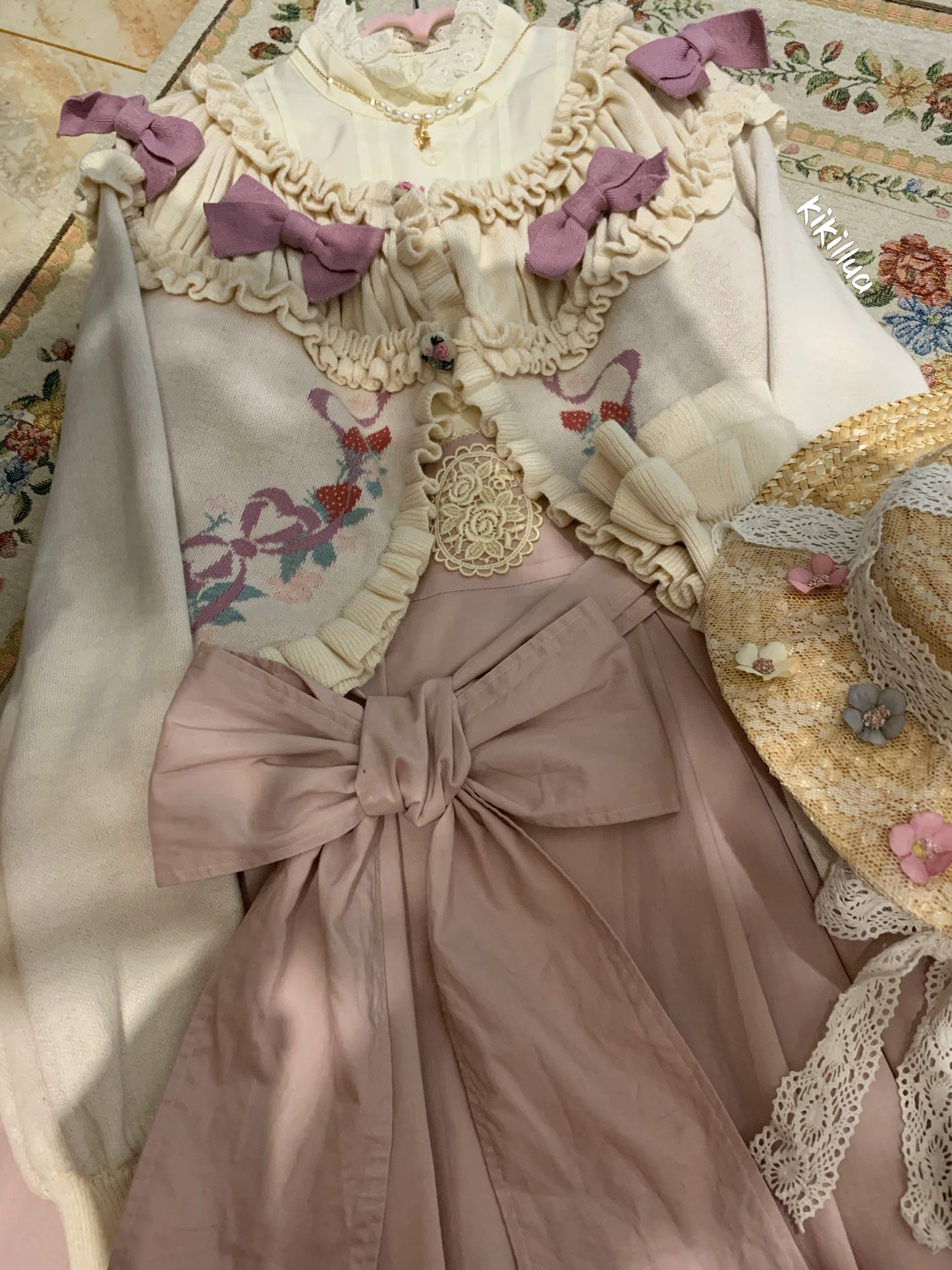 Lilizi - Little Strawberry - Sweet Lolita Cardigan Ivory Sweater with Bows