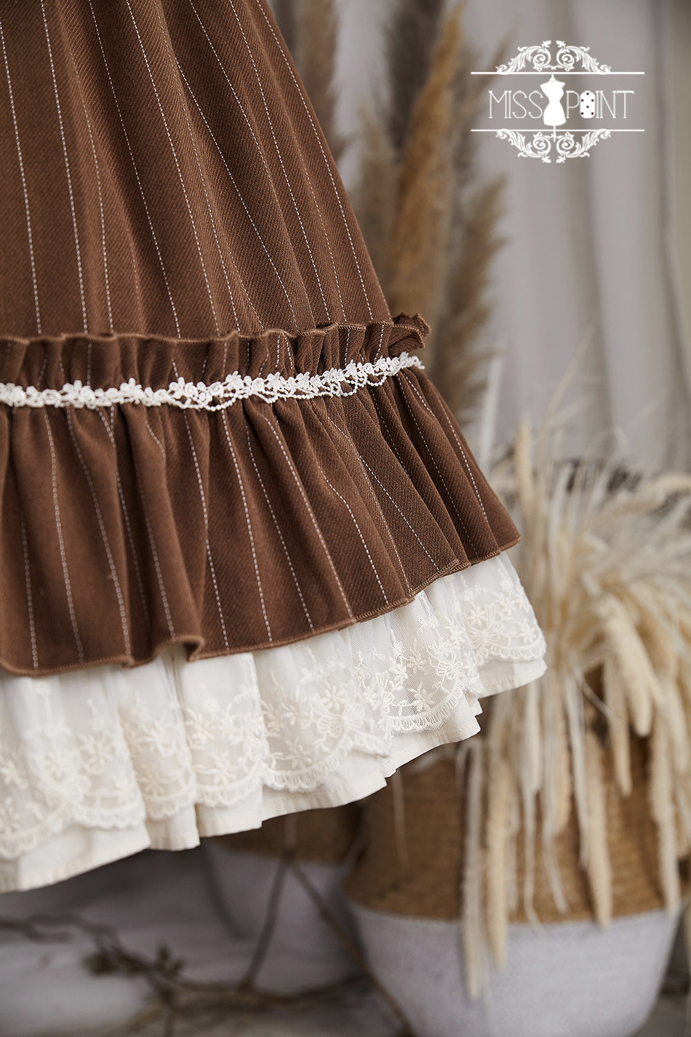 Miss point - Rose Silhouette - Vintage Classic Lolita OP