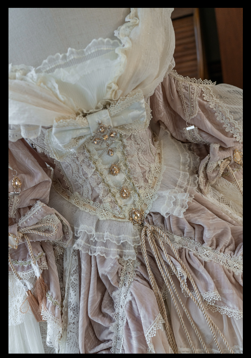 Guaji - Isabella - Wedding Lolita OP Bridal Dress with Tiered Petticoat and Trailing