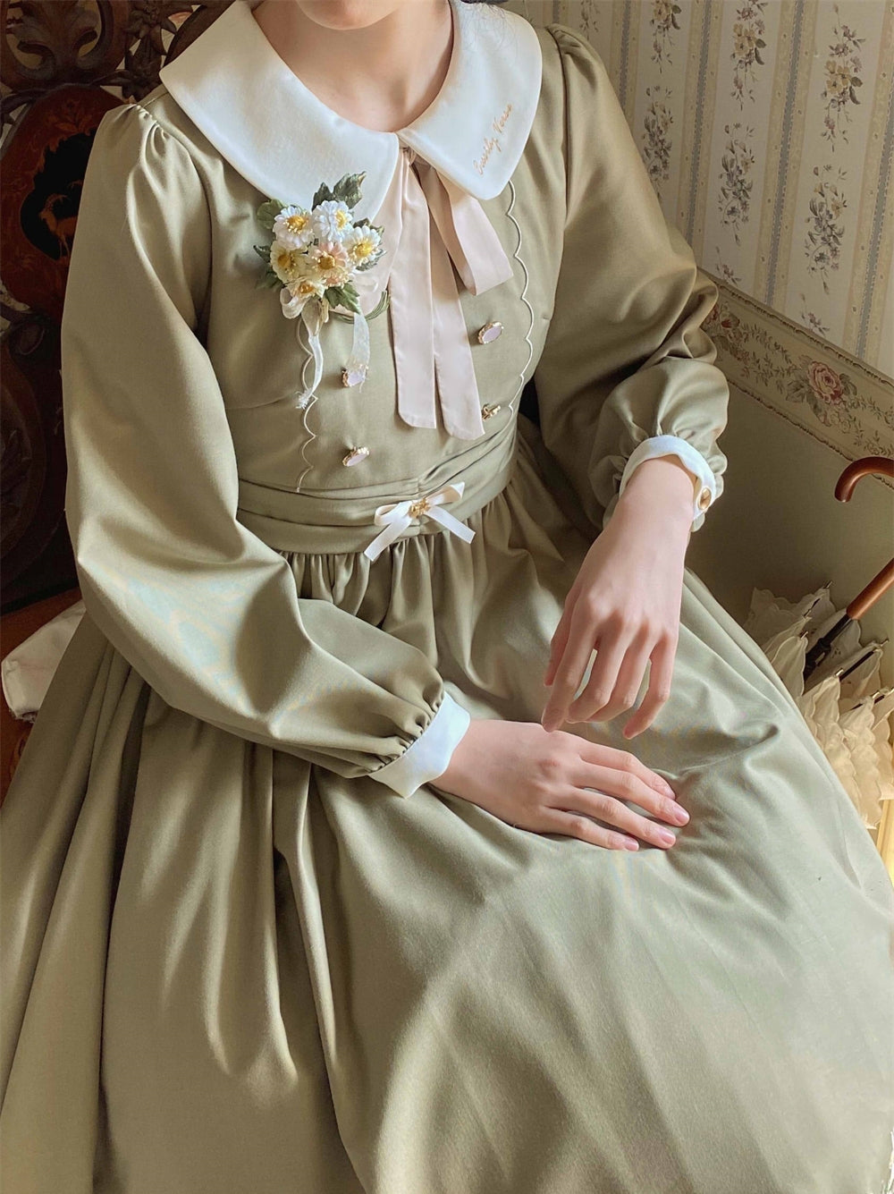 EESSILY - The Spring of Champs Elysees - Elegant Lolita Floral Embroidered OP