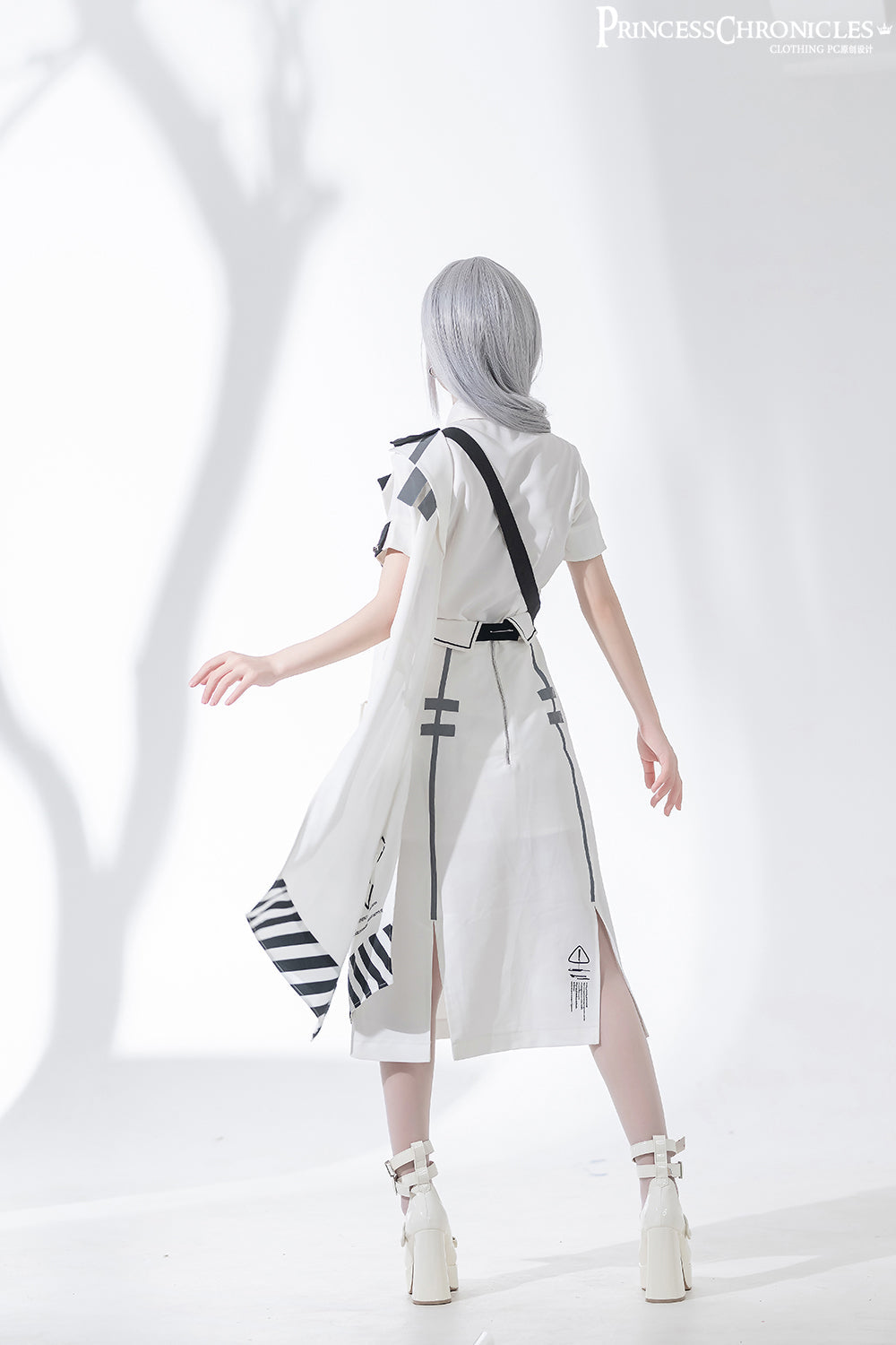 Princess Chronicles - Dry sea and Ashlar - Techwear-inspired White Cloak Set