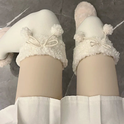 Hua Nai cat - Kawaii Winter Lolita Stockings Fuzzy Trim Furball Over-knee Socks