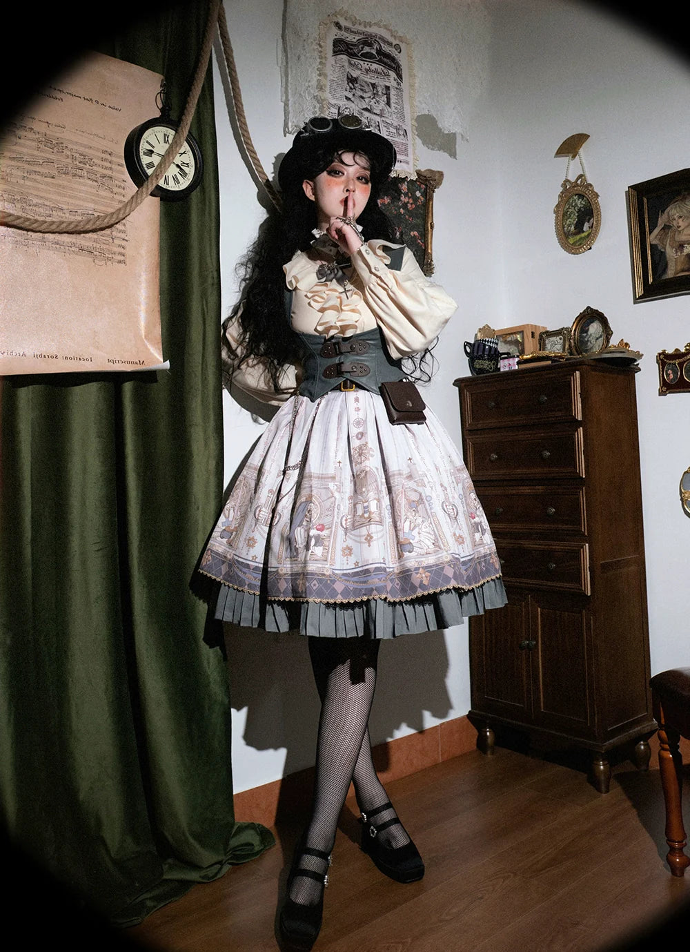 Miss Point - Demon Hunting Notes - Gothic Lolita Cross Print Short Skirt