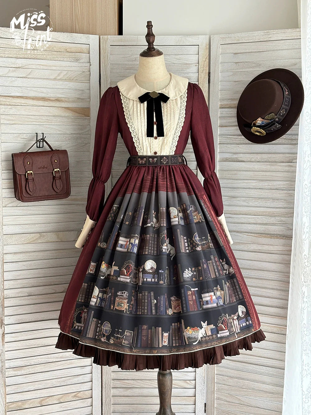 Miss Point - German Bookshelf - Classic Lolita OP Dress & Detachble Cape