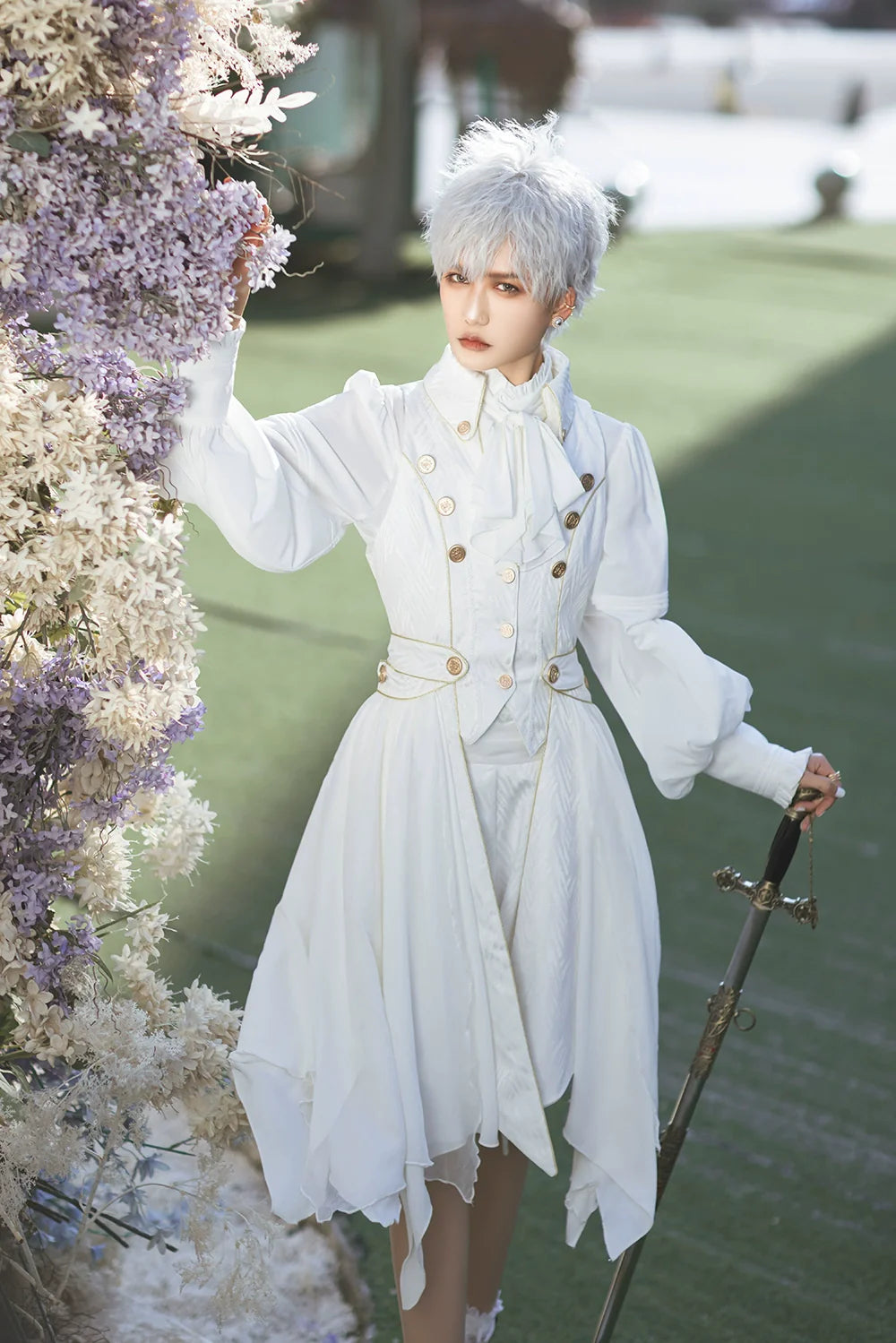 Immortal Thorn - Snow Shadow - Long Sleeveless Ouji Lolita Coat