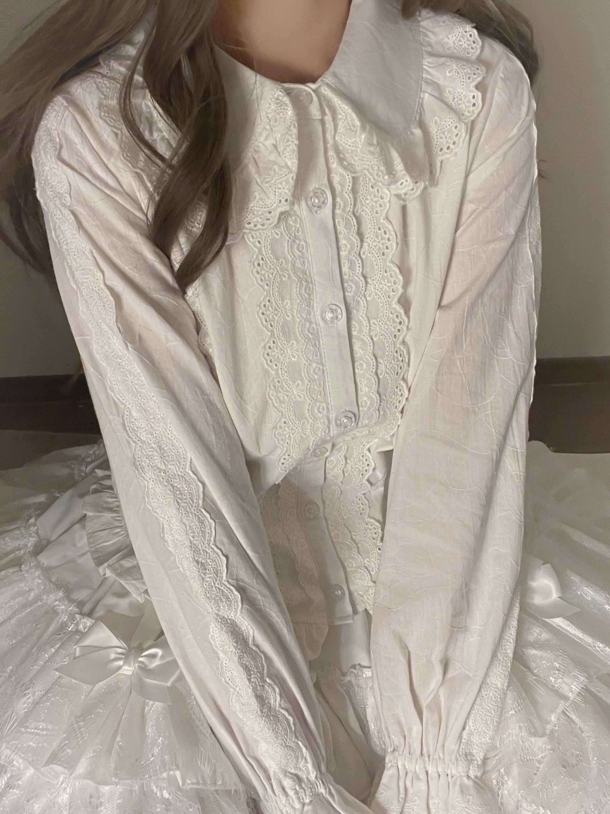 MIST - Lily - Kawaii Lolita Blouse Soft Girl Bubble Puff Sleeve