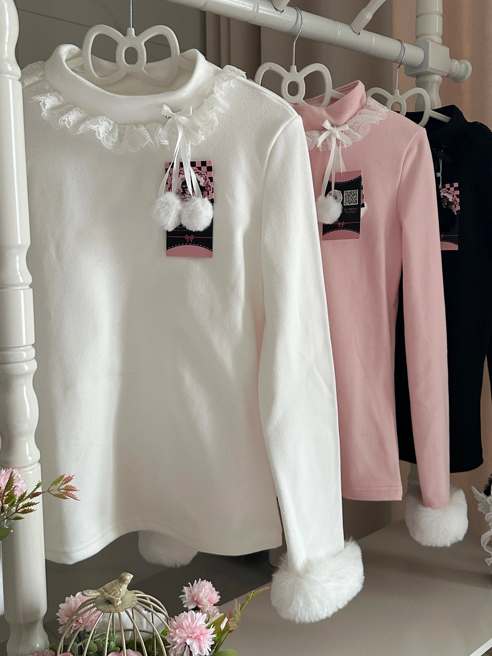 MeowMeow - Pom Pom - Kawaii Lolita Winter Innerwear, Fuzzy Cuffs