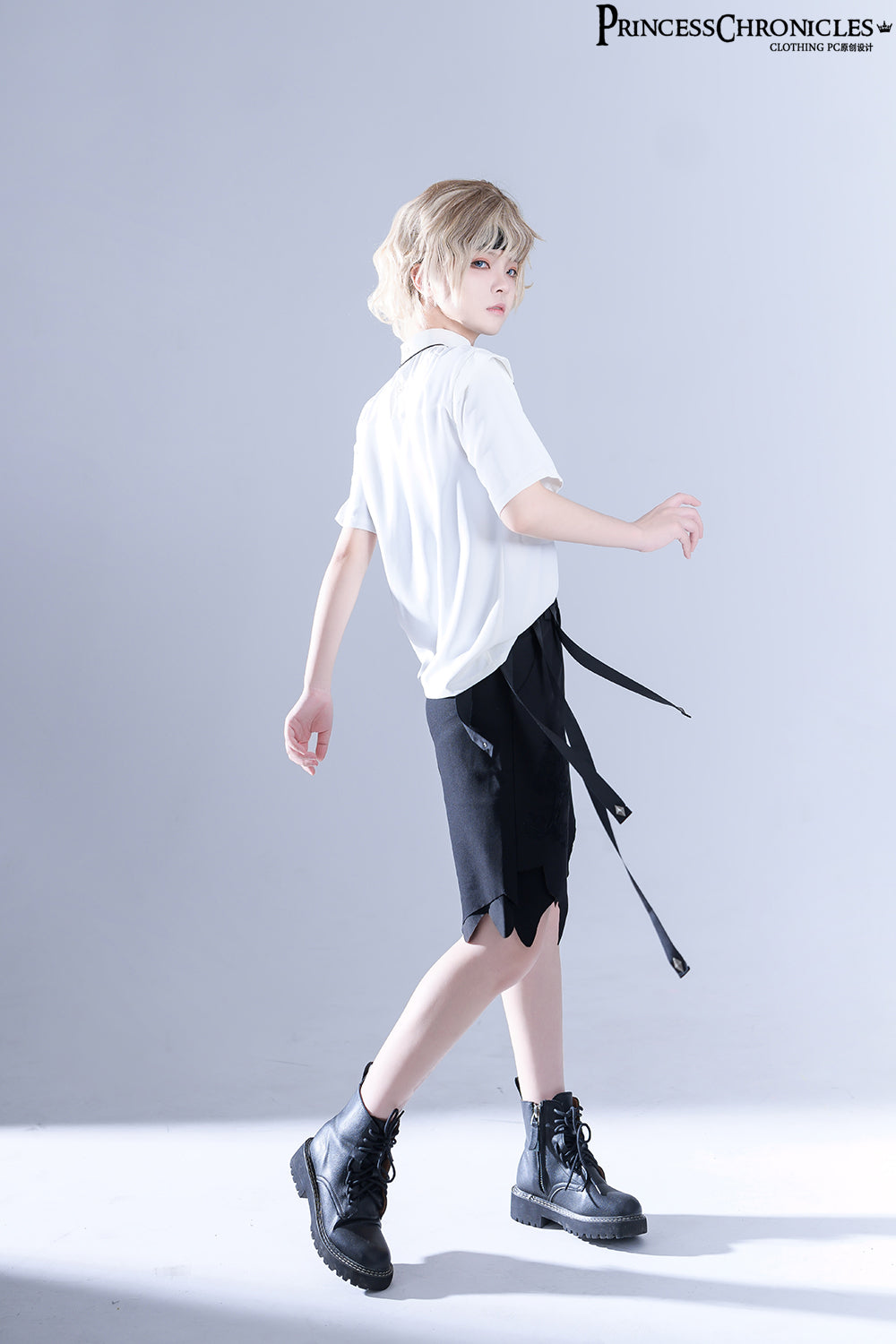 Princess Chronicles - Embroidered White Ouji Lolita Shirt