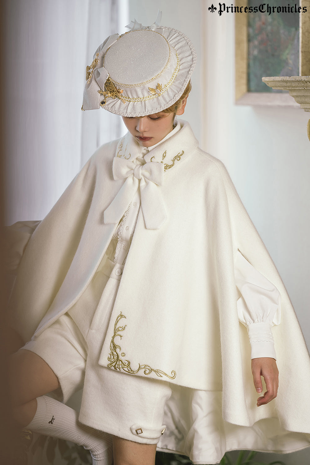 Princess Chronicles - Medieval Ouji Lolita Embroidered Cape