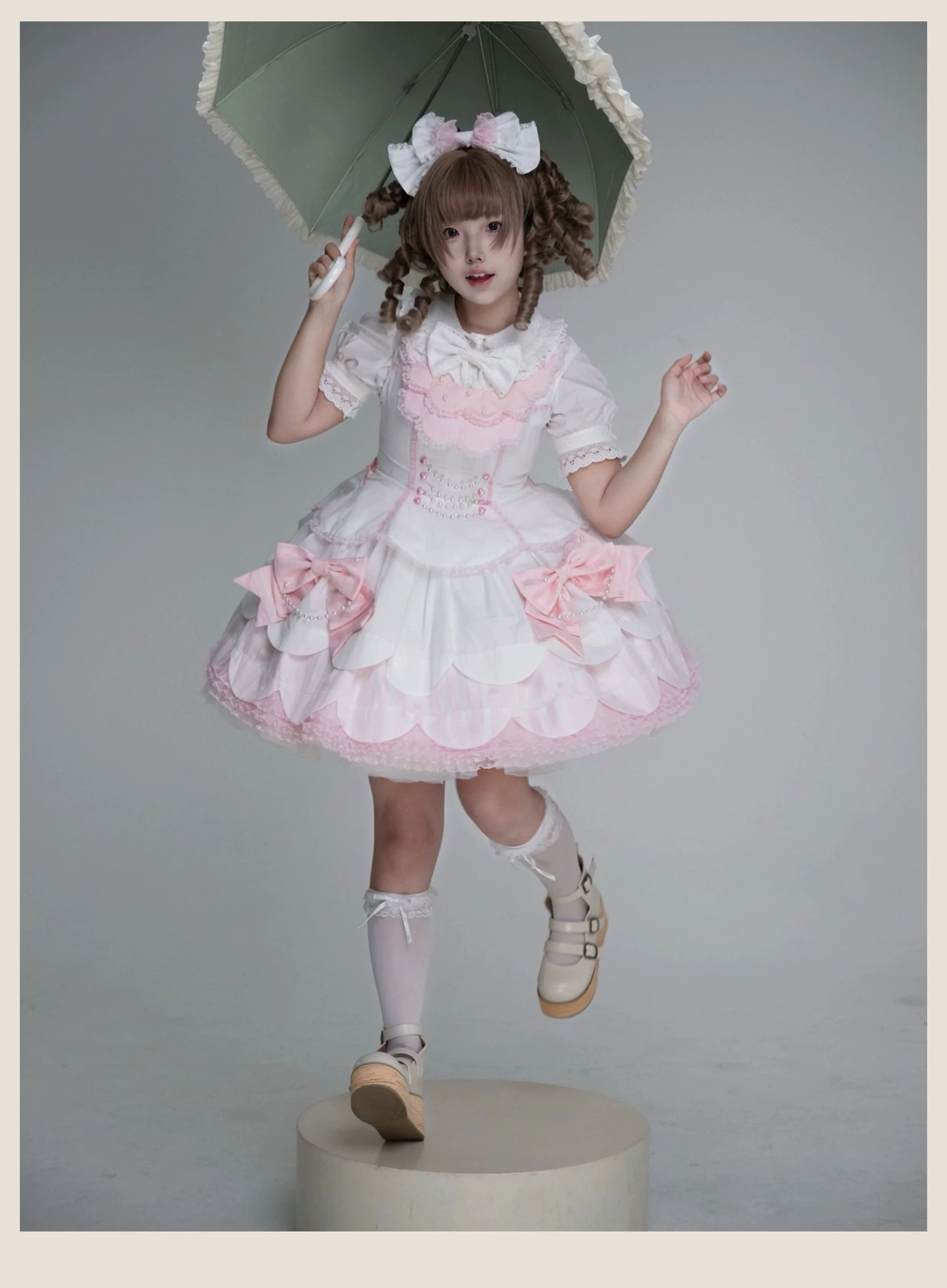TaTaTa Lolita - Pearl Princess - Old School Lolita Jumper Dress Outfit, Petal Hem