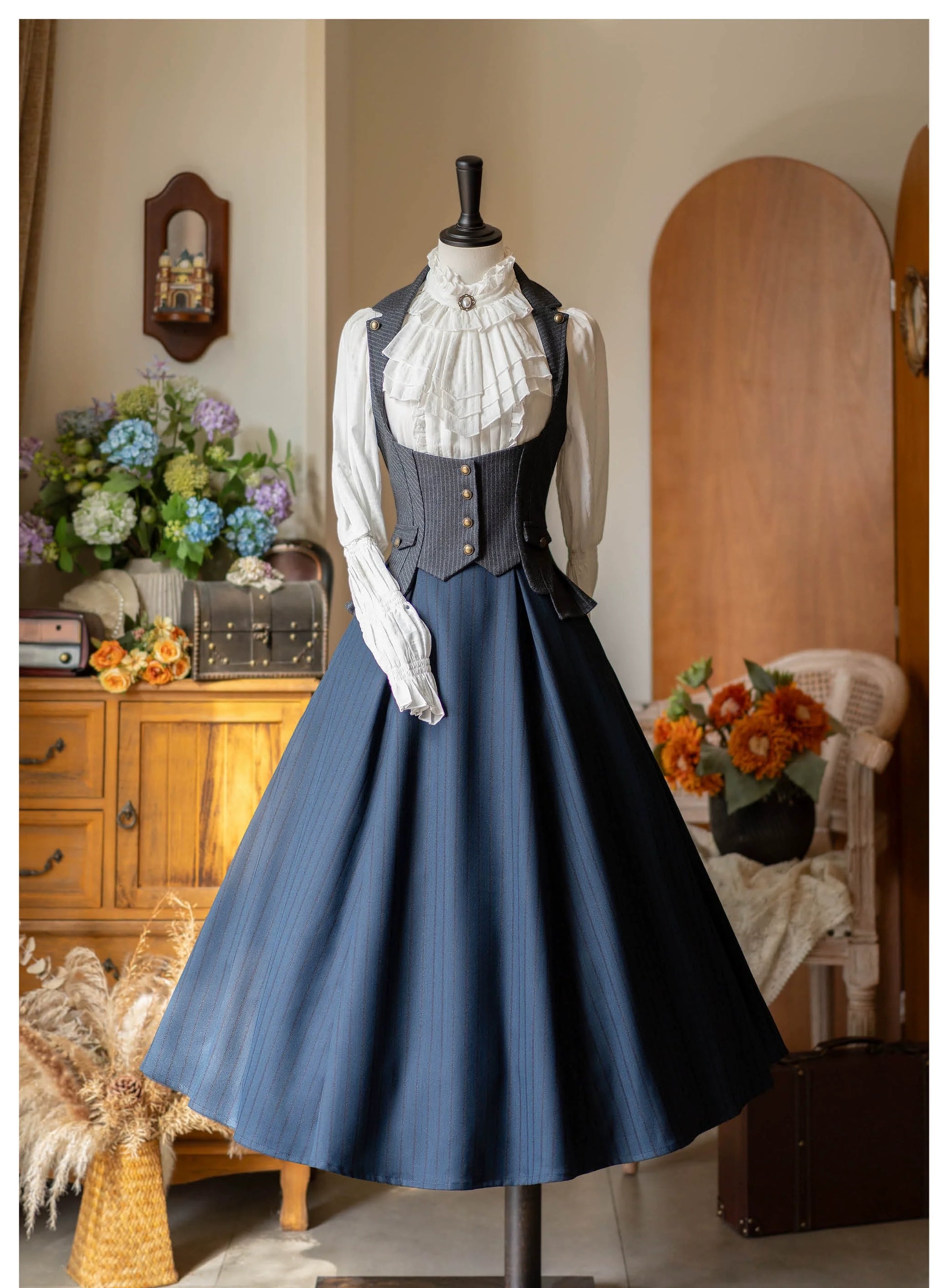 Forest Wardrobe - Forest Log - Classic Lolita Fishbone Striped Skirt, Side Pockets