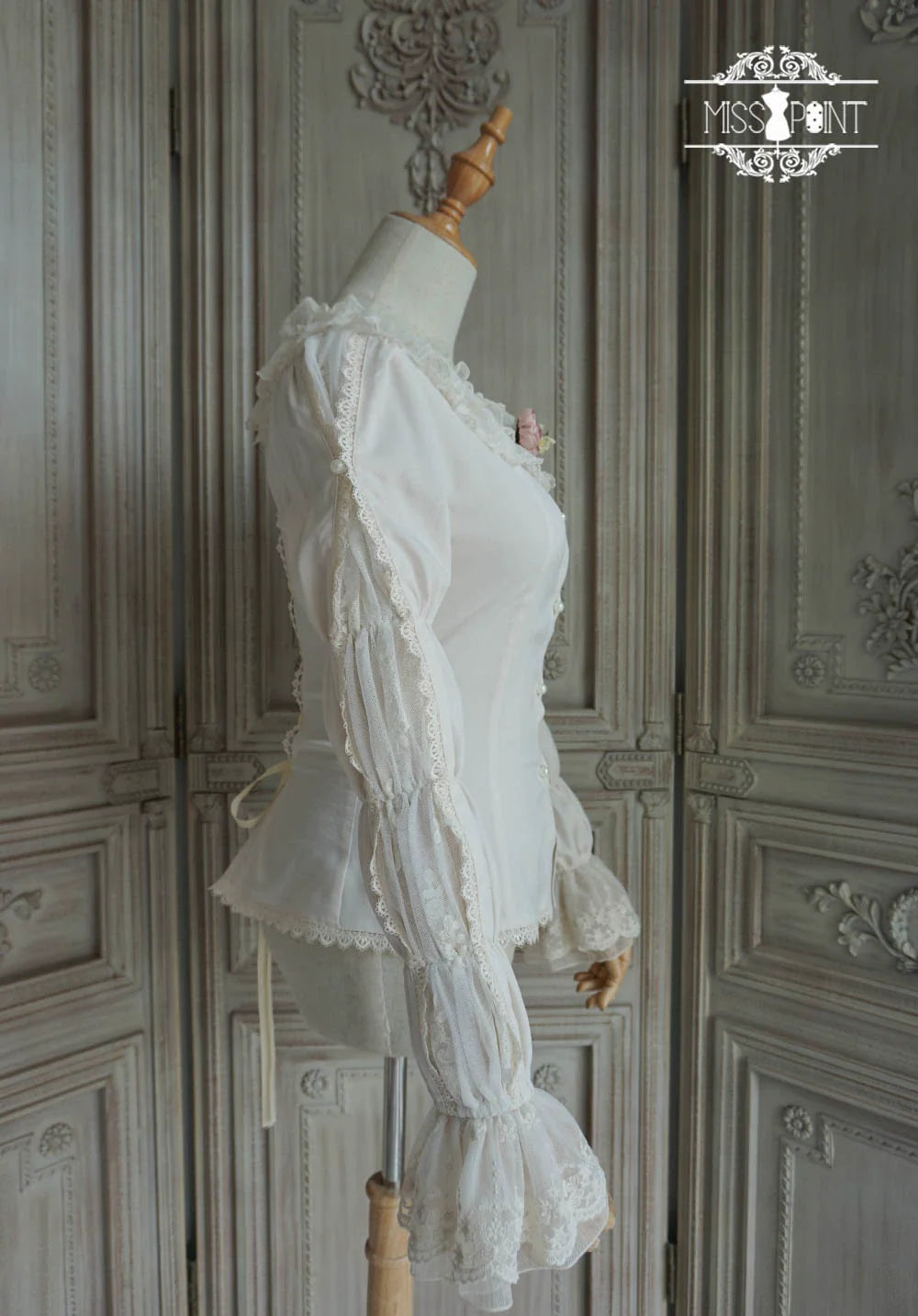 Miss Point - Elizabeth Meow - Classic Lolita Blouse Lotus Root Sleeve Lolita Shirt