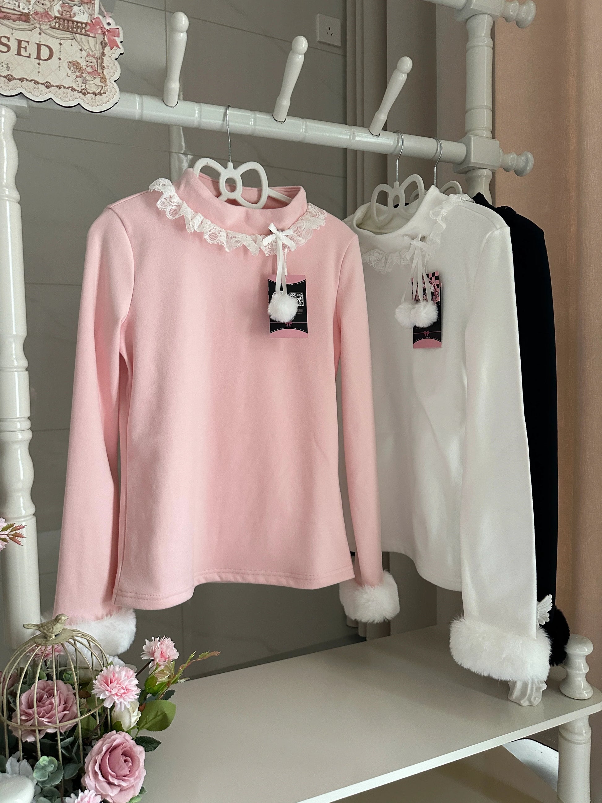 MeowMeow - Pom Pom - Kawaii Lolita Winter Innerwear, Fuzzy Cuffs