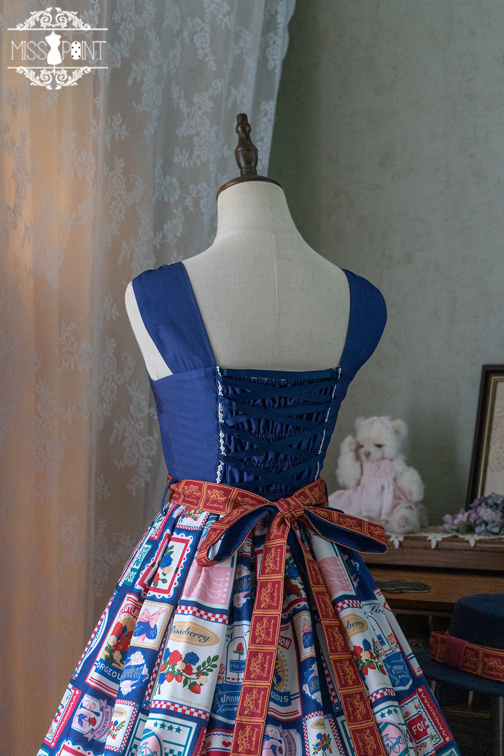 Miss Point - Berry Rose Lolita Accessories Collection KC Beret Necklace