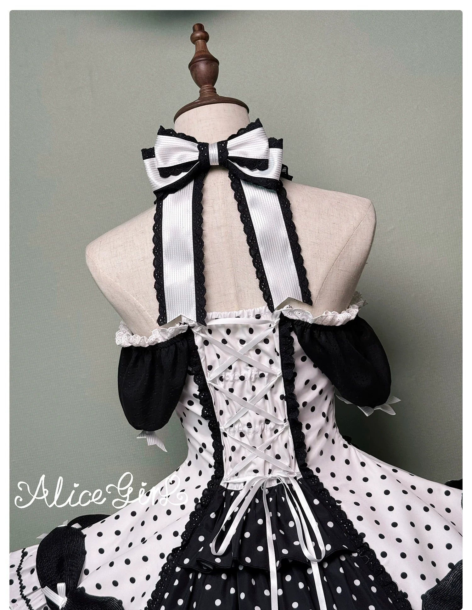 Alice Girl - Old School Polka Dots - Halter Neck Sweet Lolita OP Dress
