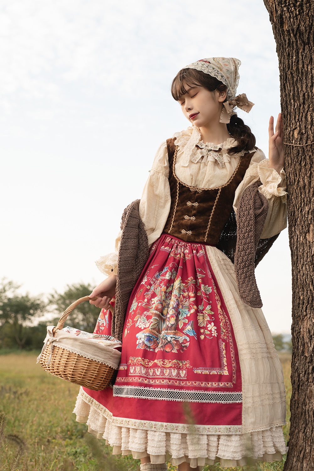 Miss Point - Rich Hymn - Lolita Bavarian Cotton Embroidered Blouse