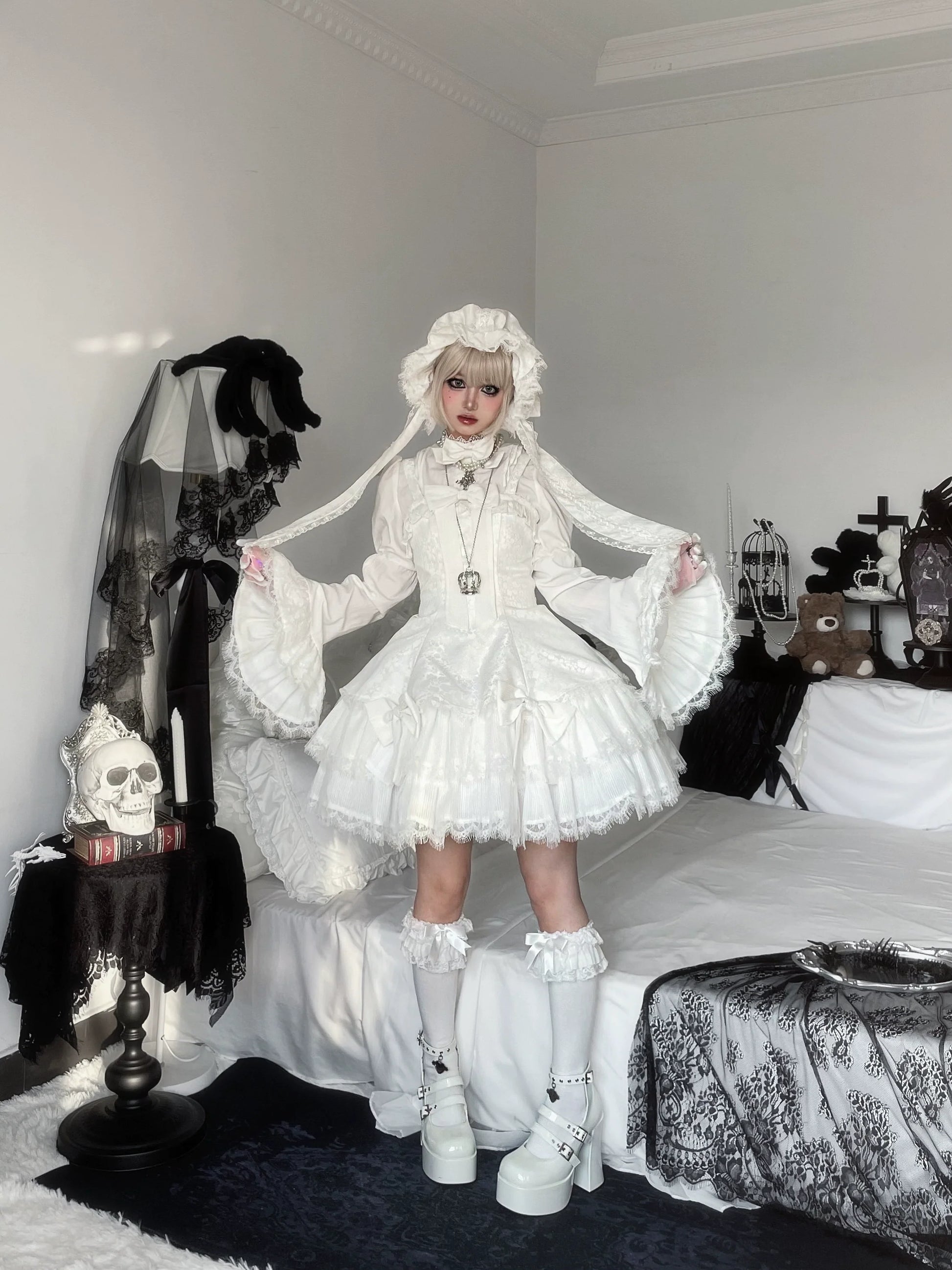 Frozen in time - Bunny Fantasy - Gothic Lolita JSK Dress Princess Sleeve Shirt