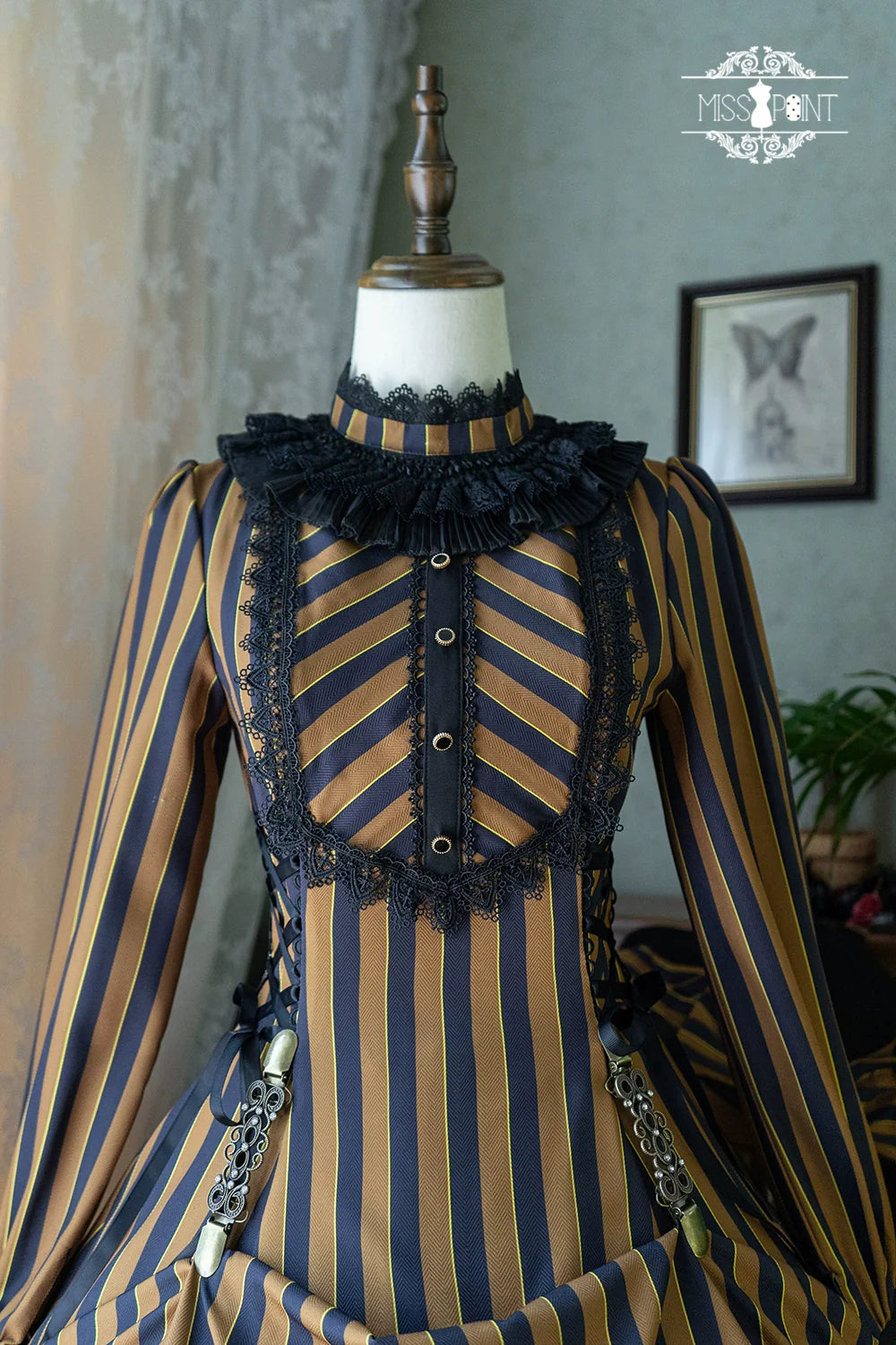 Miss Point - Perintz Manor - Gothic Lolita OP Long Sleeve Retro Lolita Dress