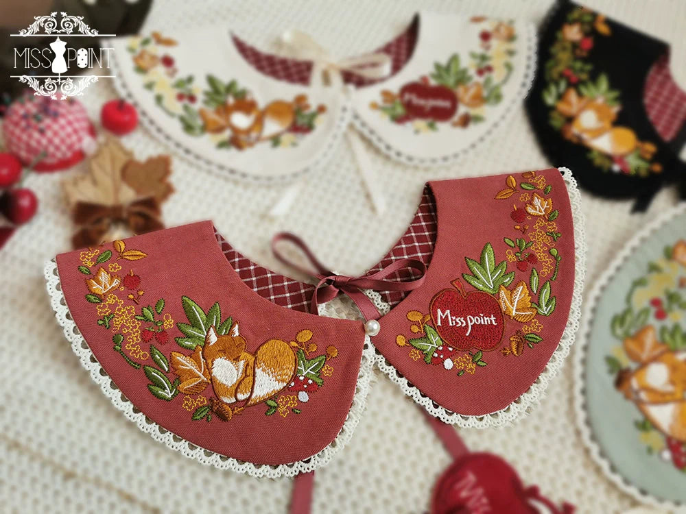 Miss Point - Chubby Fox in the Forest - Kawaii Lolita Accessories Knitted Fox Scarf Embroidered Faux Collar