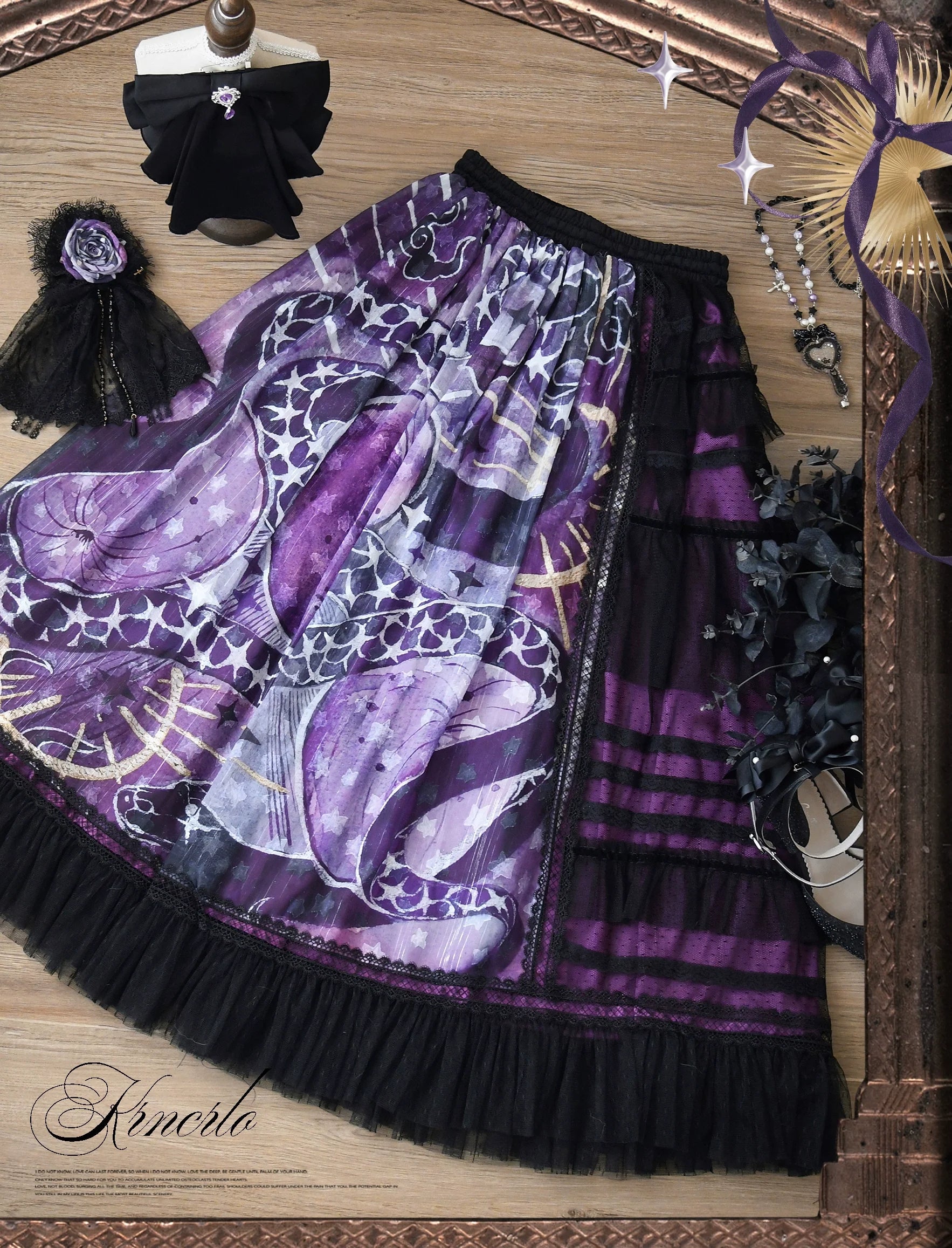 Krncrlo - Laocoon - Gothic Lolita SK Suit With Purple Snake & Apple Print
