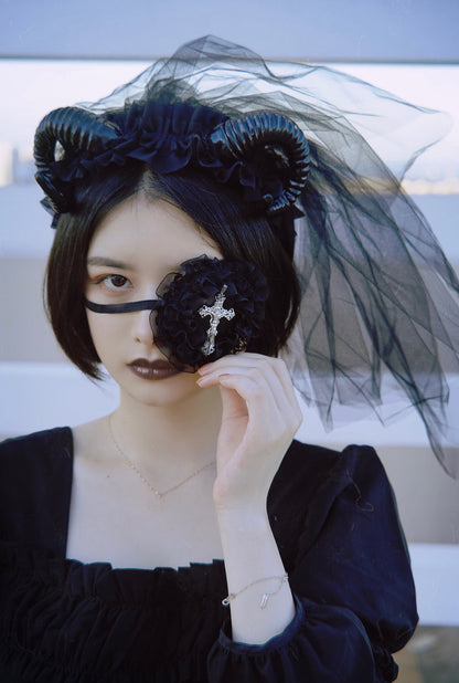 Strange Sugar - Gothic Lolita Lace Cross Eye Mask