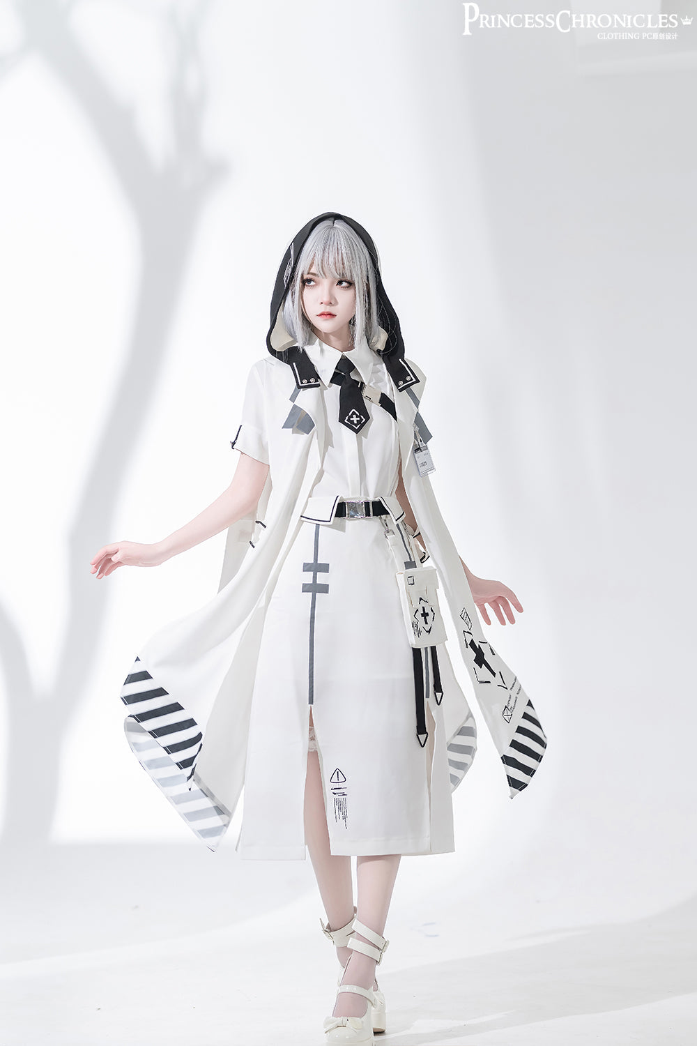 Princess Chronicles - Dry sea and Ashlar - Techwear-inspired White Cloak Set
