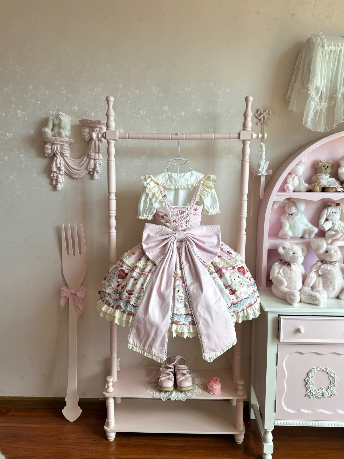 Sweet Dreamland - Bunny Party - Printed Sweet Lolita JSK, Bow Trailing
