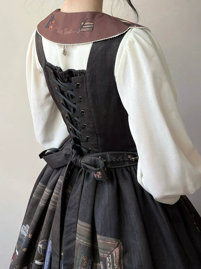 Miss Point - German Bookshelf - Classic Lolita Blouse, Butterfly-Shaped Collar