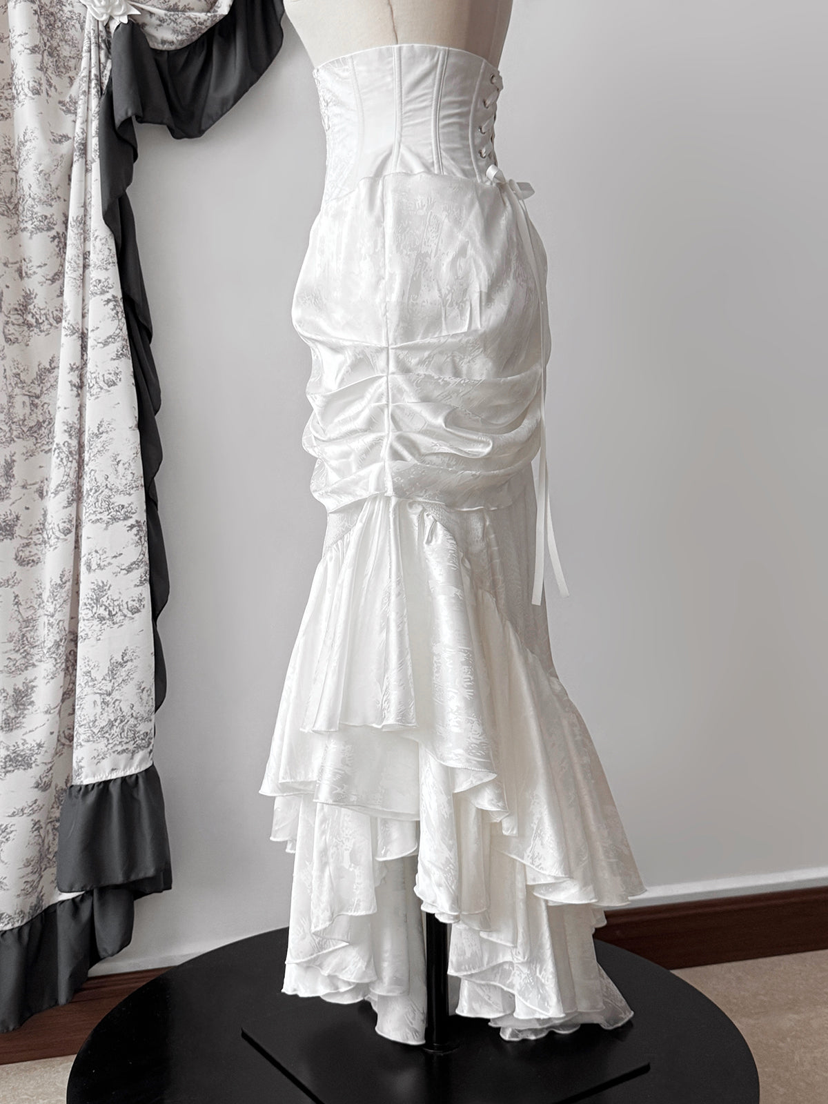 Muppet Mind Ben - Oracle - Gothic Lolita Mermaid Long Drape Skirt with Fishbone Corset