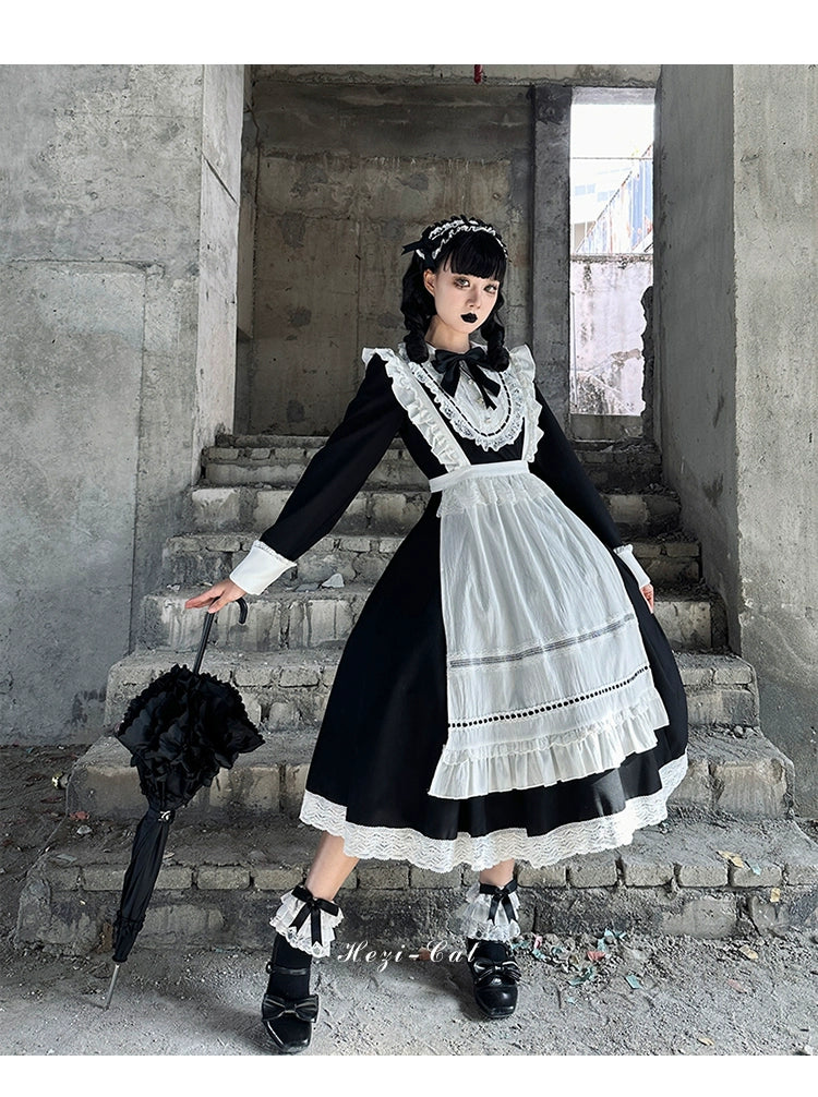 Hezi's Cat Haven - Black Cat Butler - Maid Lolita OP Dress Elegant Black and White Dress