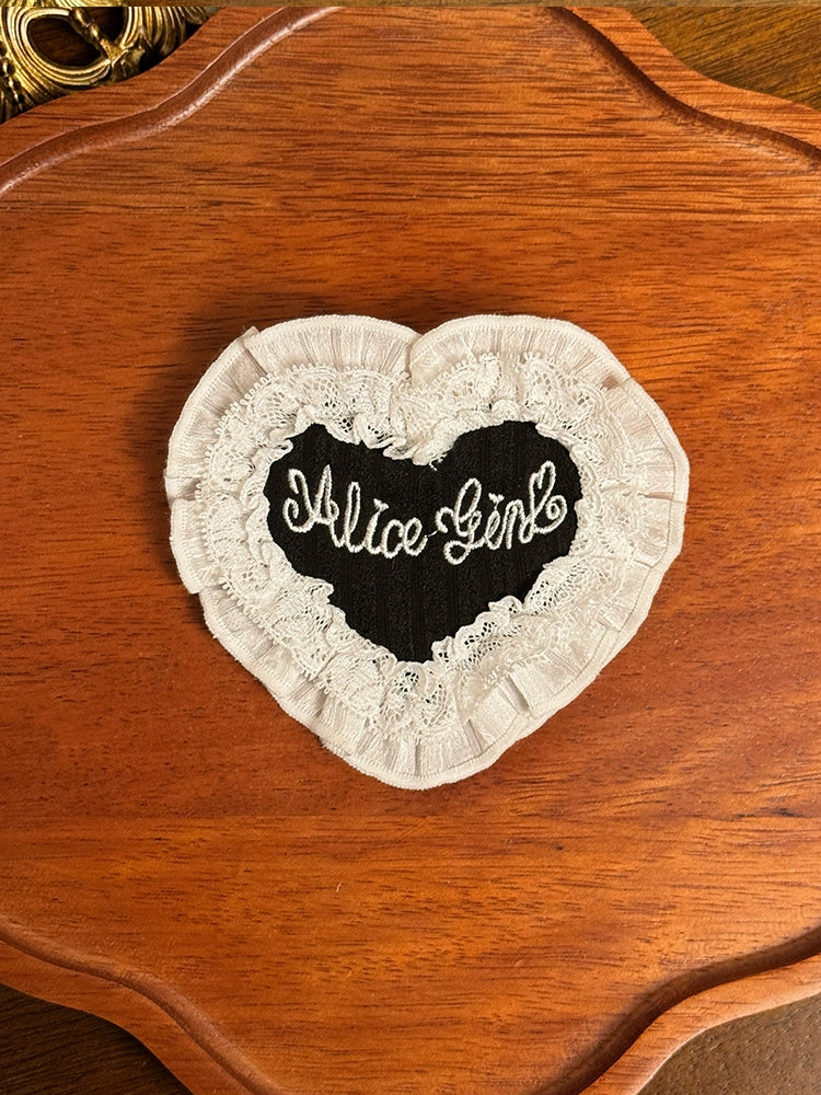 Alice Girl - Arrogant Miss - Heart-Shaped Lolita Brooch with Lace and Embroidery