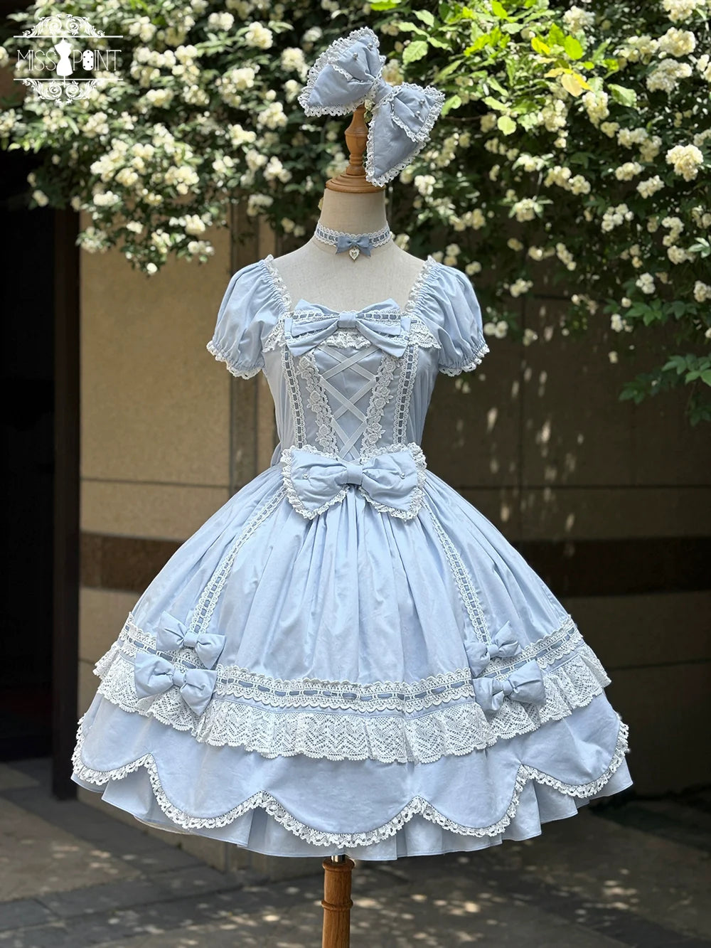 Miss Point - Vintage Petal Rabbit - Old School Lolita OP Cotton Dress With Petal-Shaped Hem