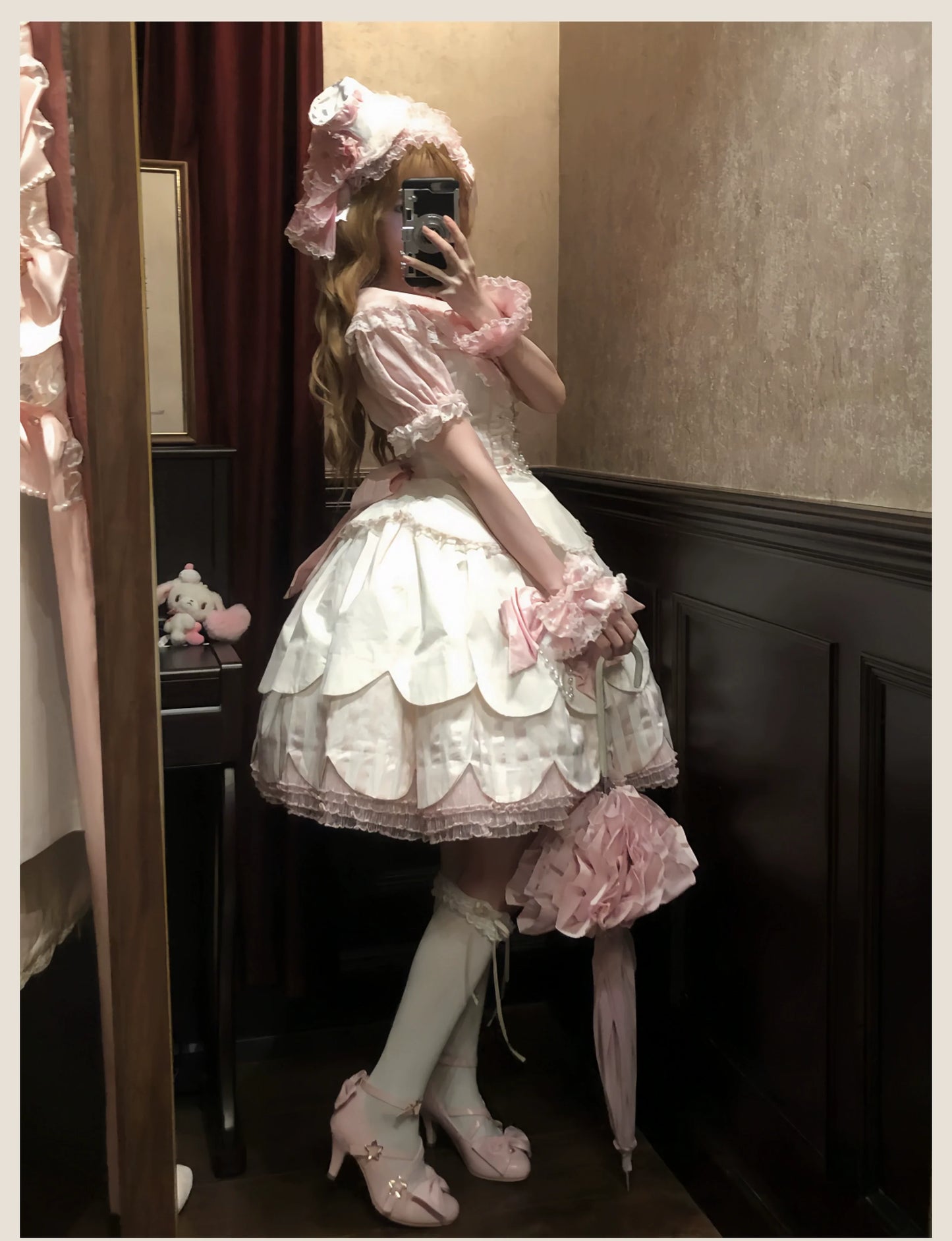 TaTaTa Lolita - Pearl Princess - Old School Lolita Jumper Dress Outfit, Petal Hem