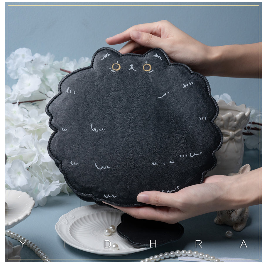 Yidhra - Printed Kawaii Cat Leather Shoulder Bag