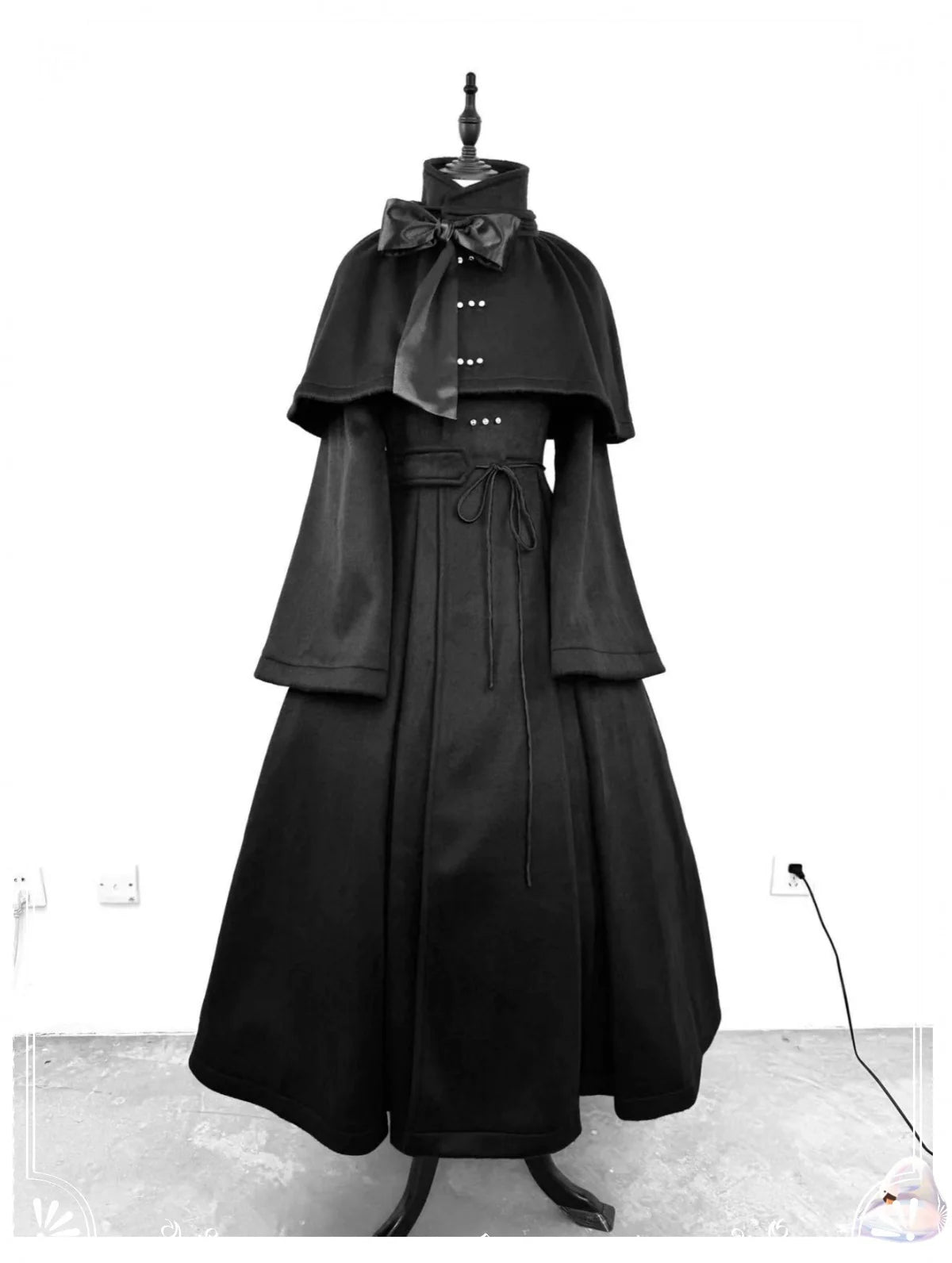 The Original Witch - Silent Hill - Winter Long Gothic Lolita Coat, Detachable Cape