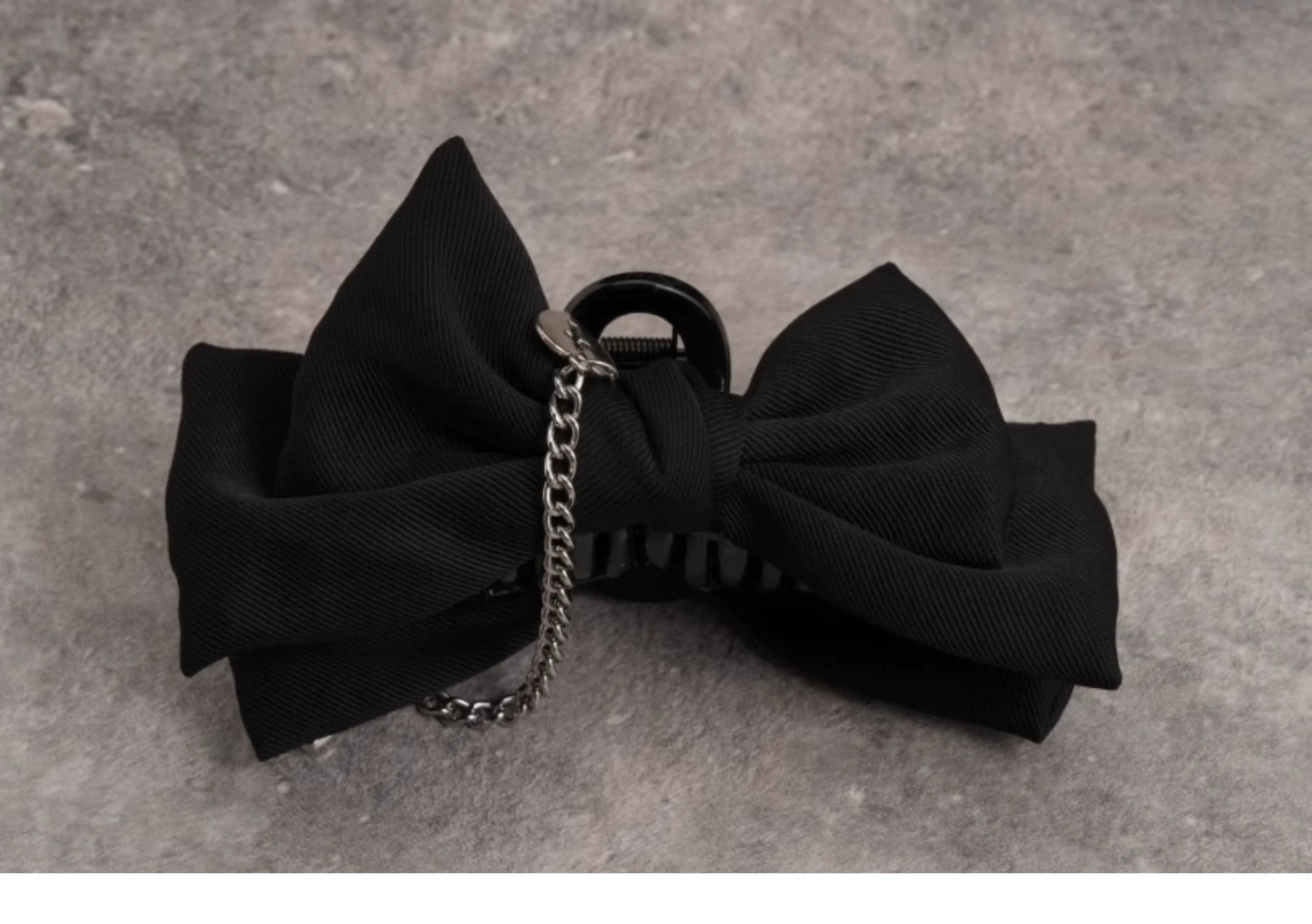 Strange Sugar - Gothic Lolita Claw Clip Cross Chain Bow Hair Accessory
