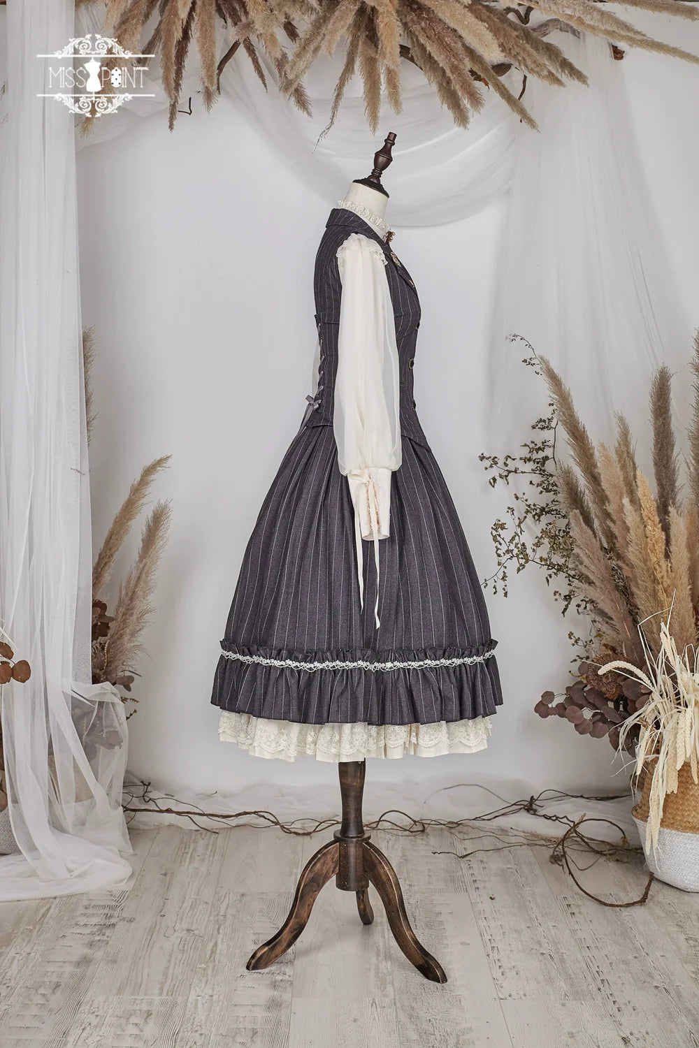 Miss Point - Rose Doll - Elegant Lolita Striped Fishbone Skirt