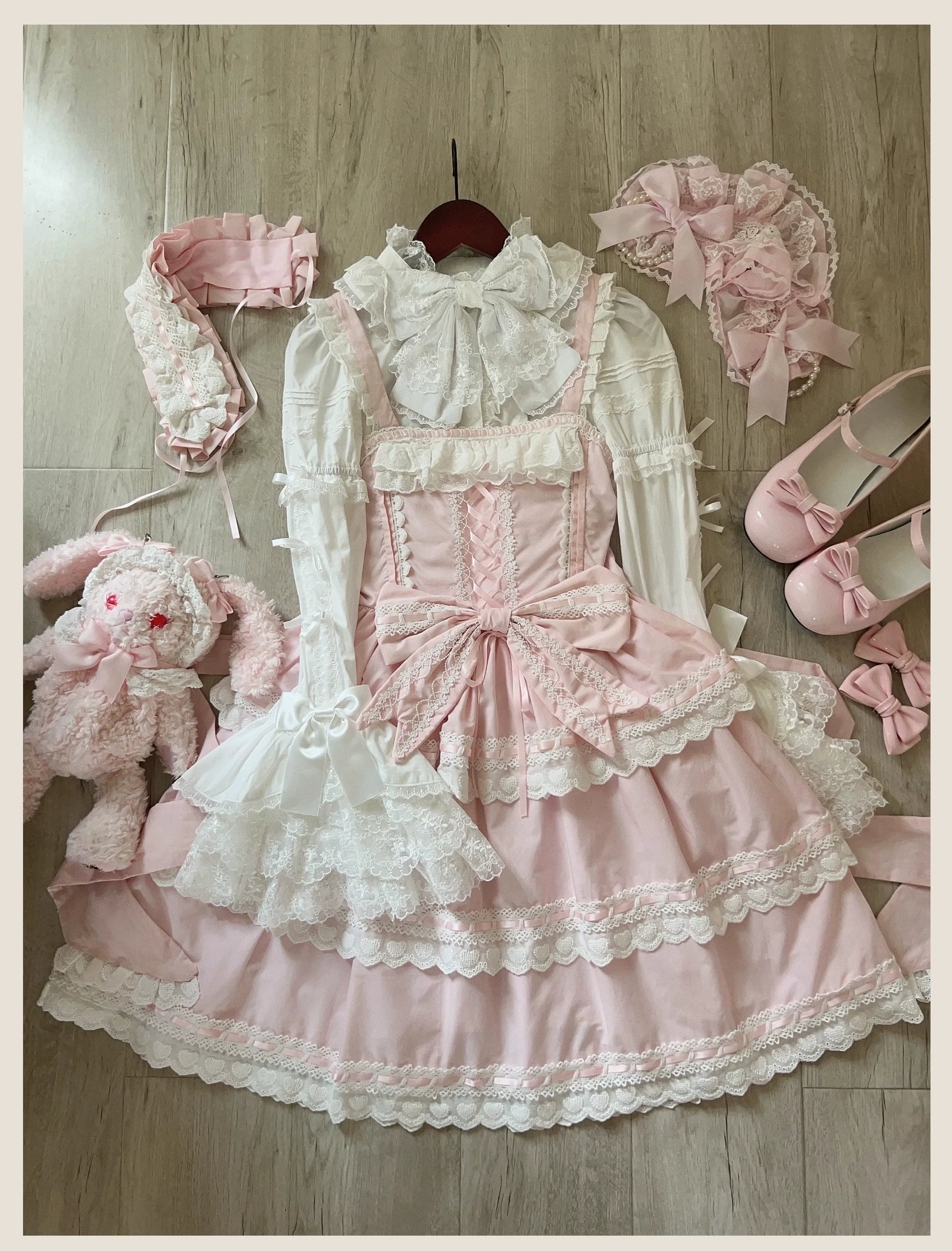 TaTaTa Lolita - Otome Heart - Cotton Old School Lolita JSK Dress Suit, Heart-Shaped Lace Trim