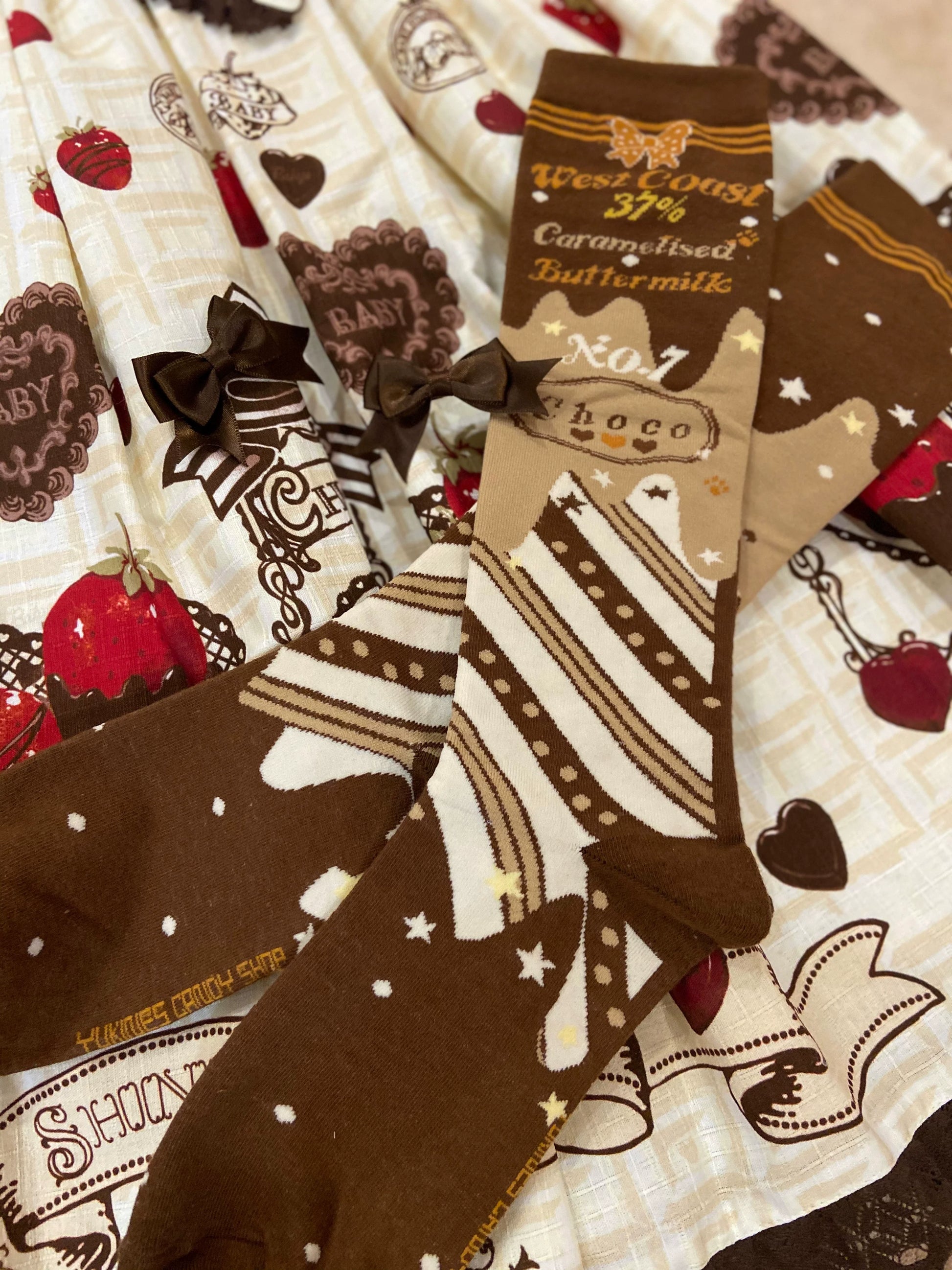 Yukines Box - Kawaii Lolita Chocolate Color Cotton Socks