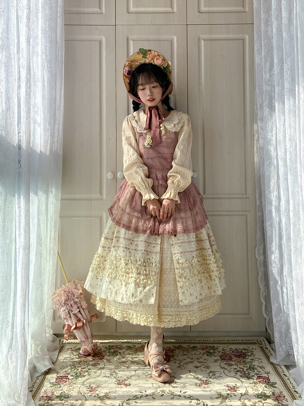Miss Point - Flower and Alice - Idyllic Retro Floral Country Lolita SK
