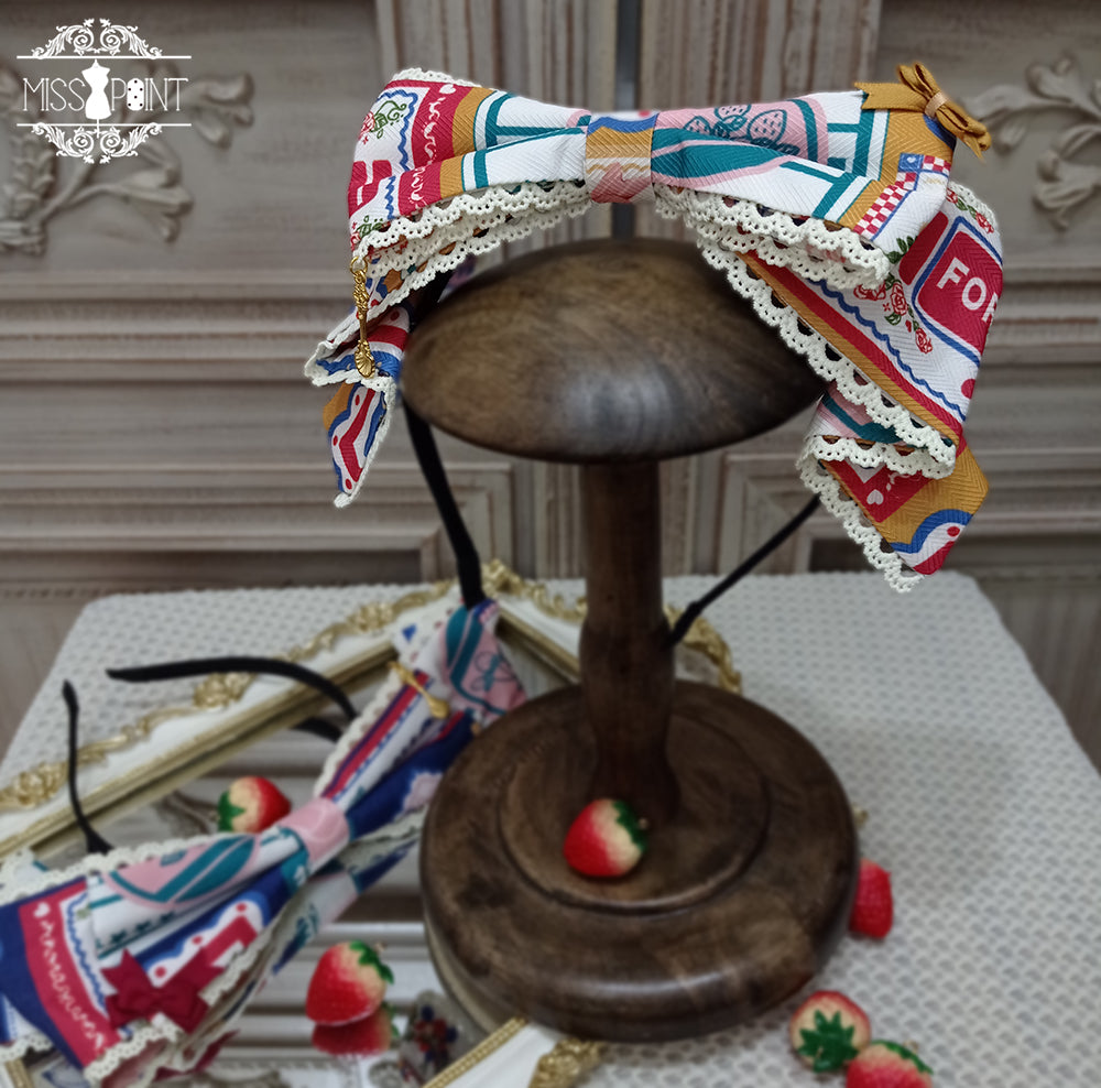 Miss Point - Berry Rose Lolita Accessories Collection KC Beret Necklace