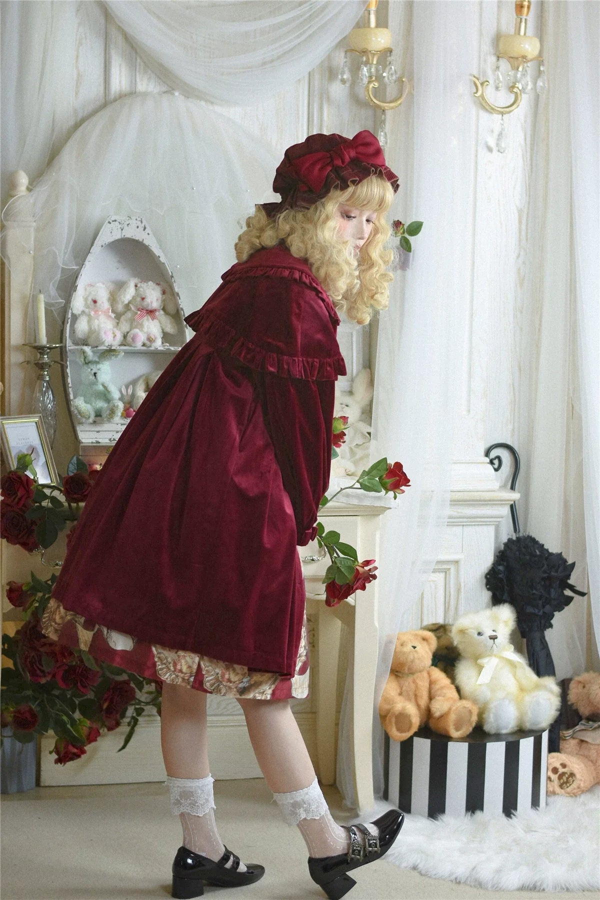 Dark Star Island - Winter Lolita Cape Velvet Antique Lolita Coat
