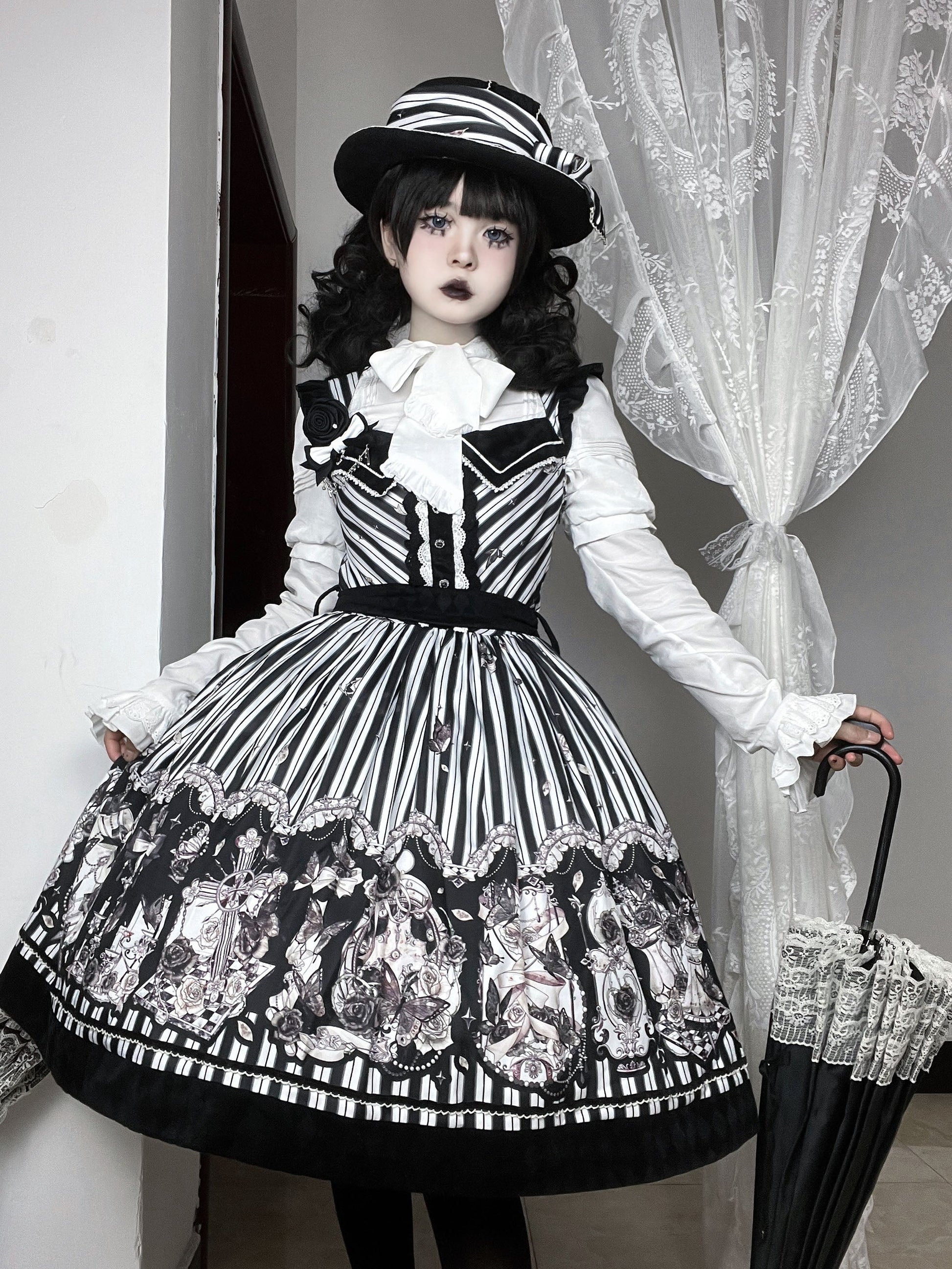Little Bear - Gothic Lolita Black and White Striped JSK Set