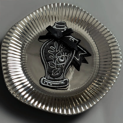 Alice Girl - Lolita Potion - Gothic Lolita Cuffs and Embroidered Badge