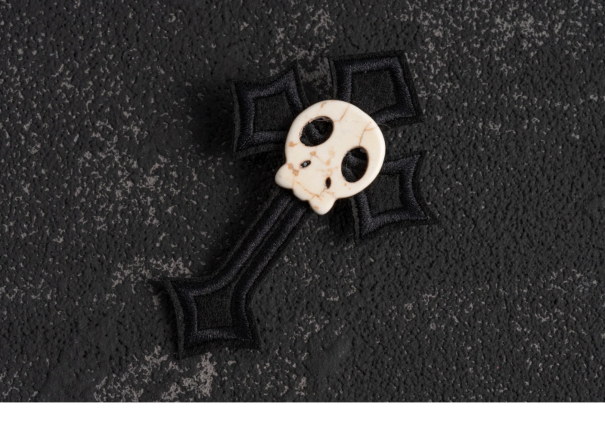 Strange Sugar - Gothic Hair Accessories Set Skulls Sharks Lolita Clips Headbands